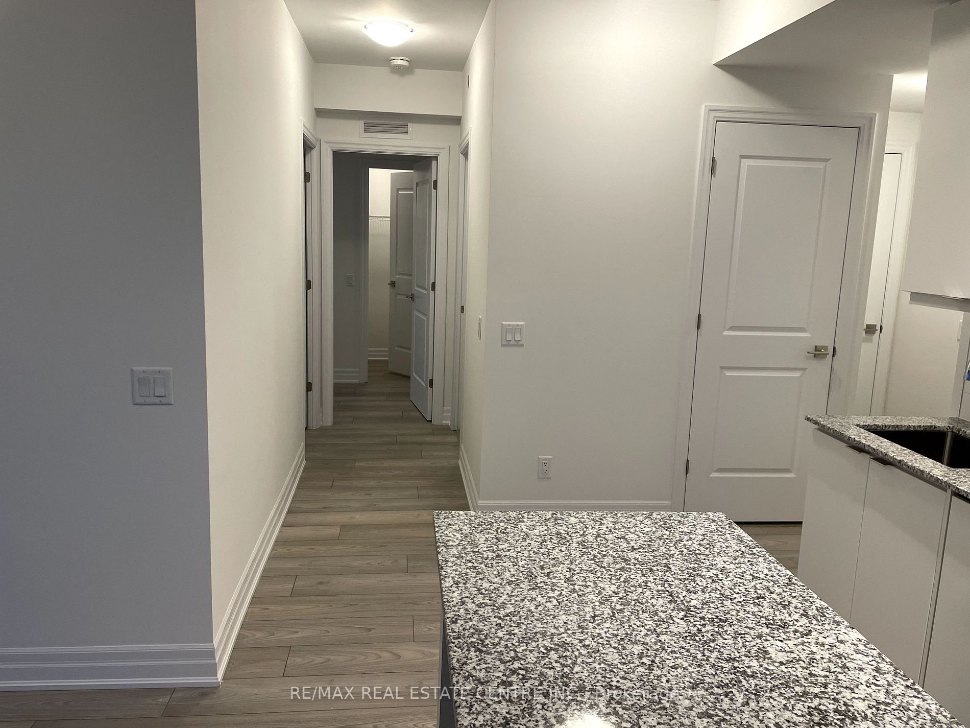 36 Elm Dr W, #3209