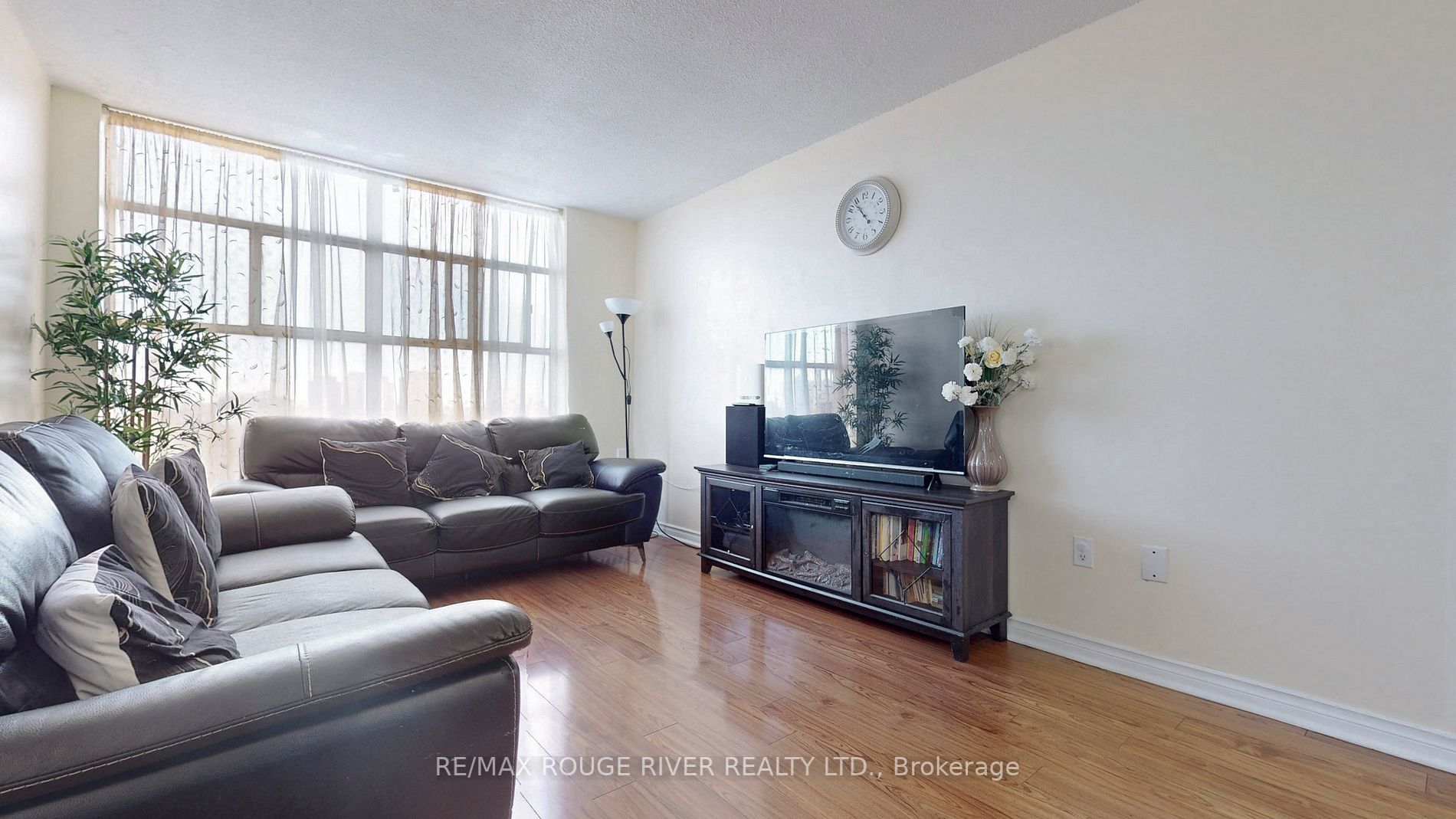 345 Driftwood Ave, #1105