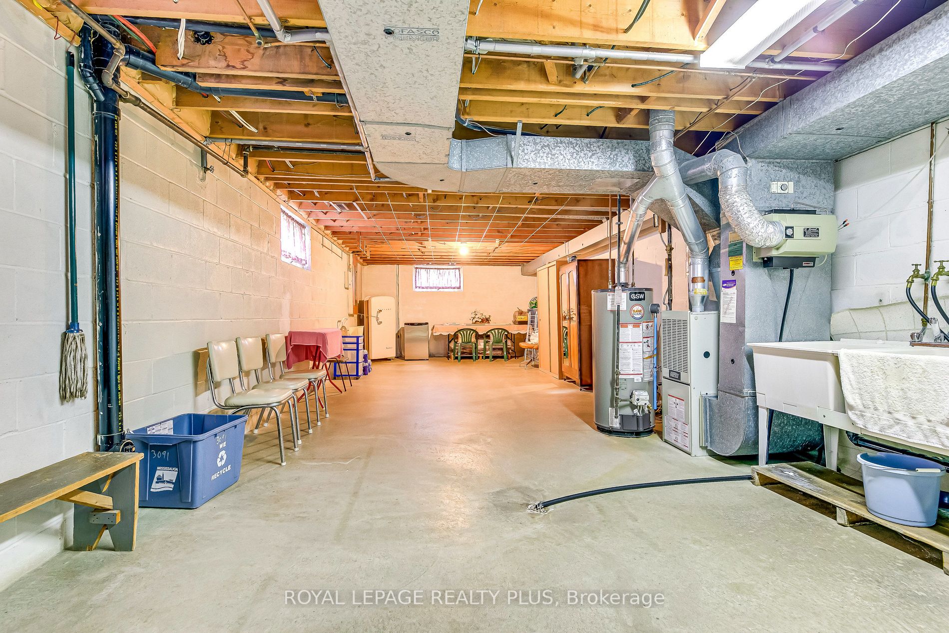 3091 Rymal Rd