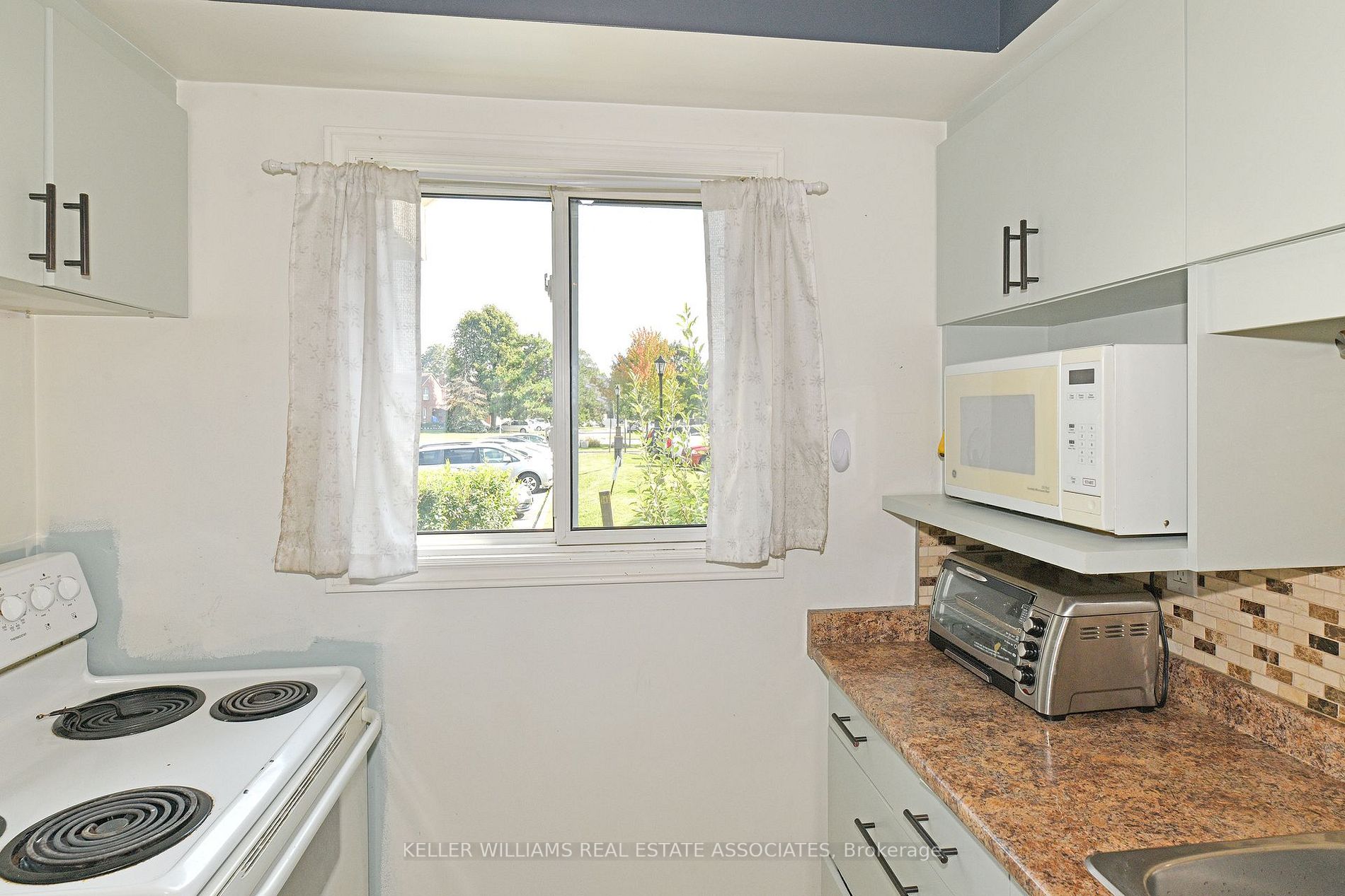 561 Childs Dr, #42