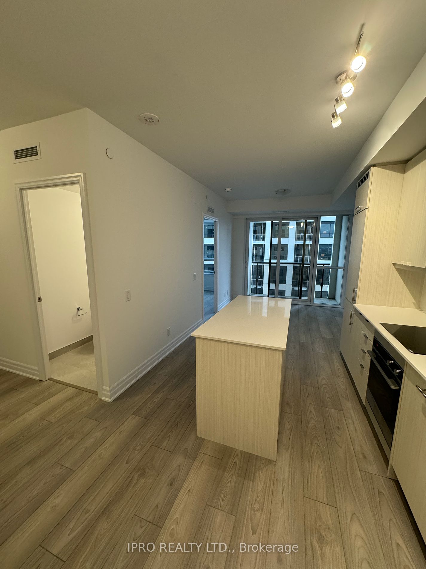 36 Elm Drive W #2303