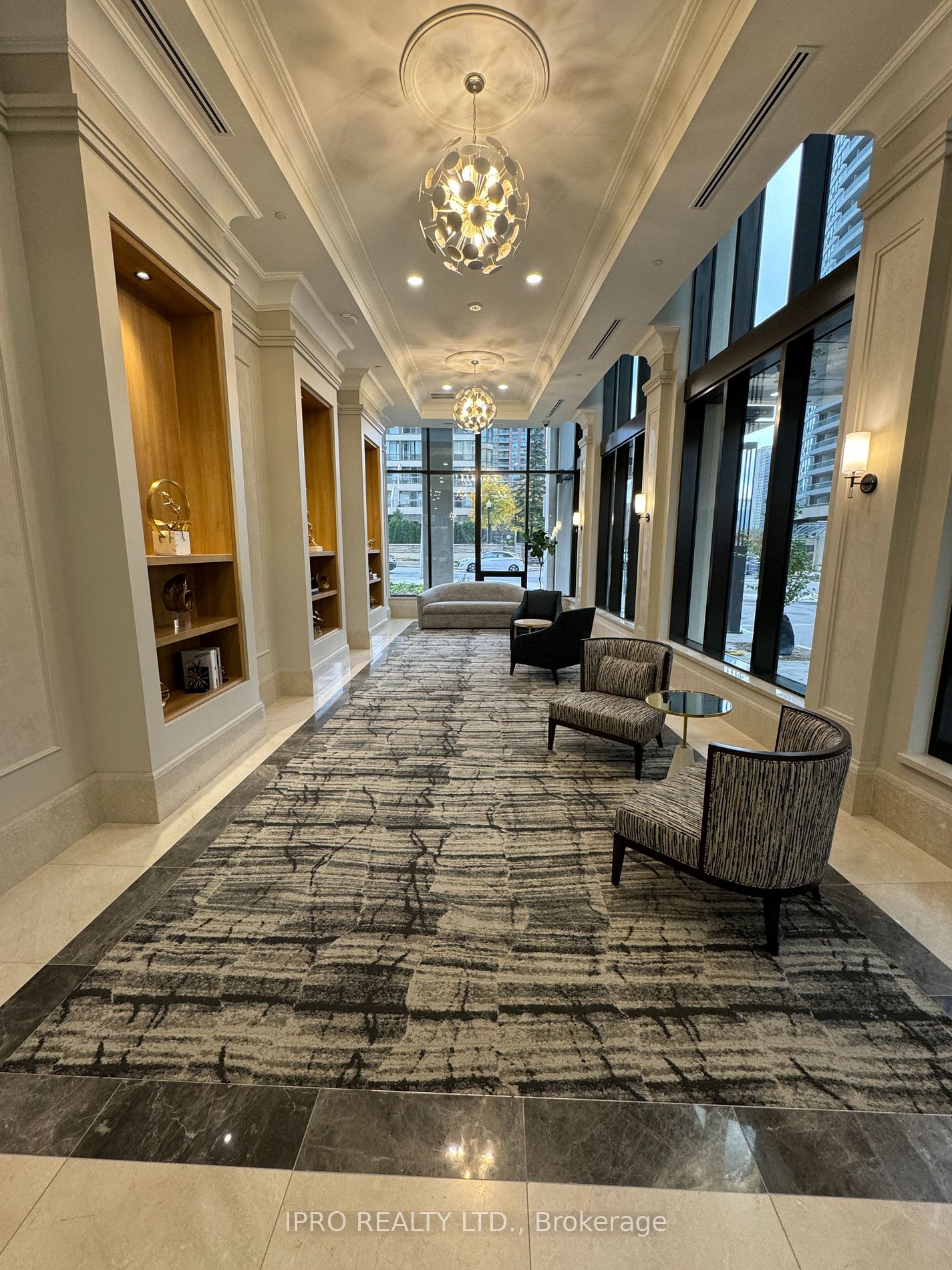 36 Elm Drive W #2303