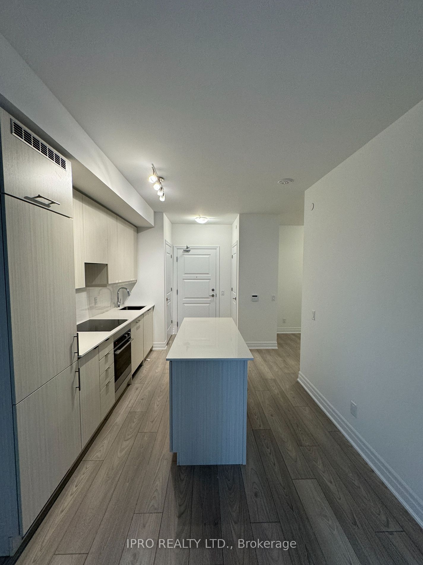 36 Elm Drive W #2303