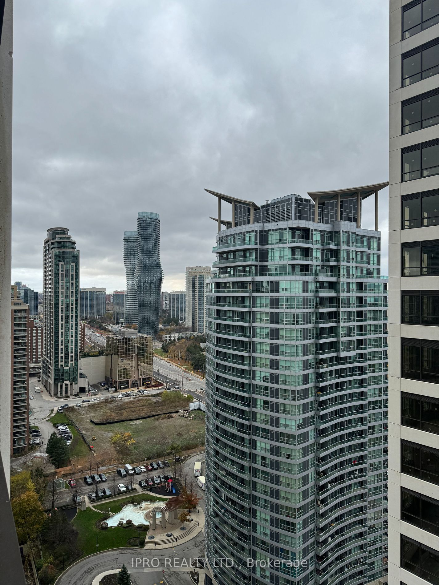 36 Elm Drive W #2303