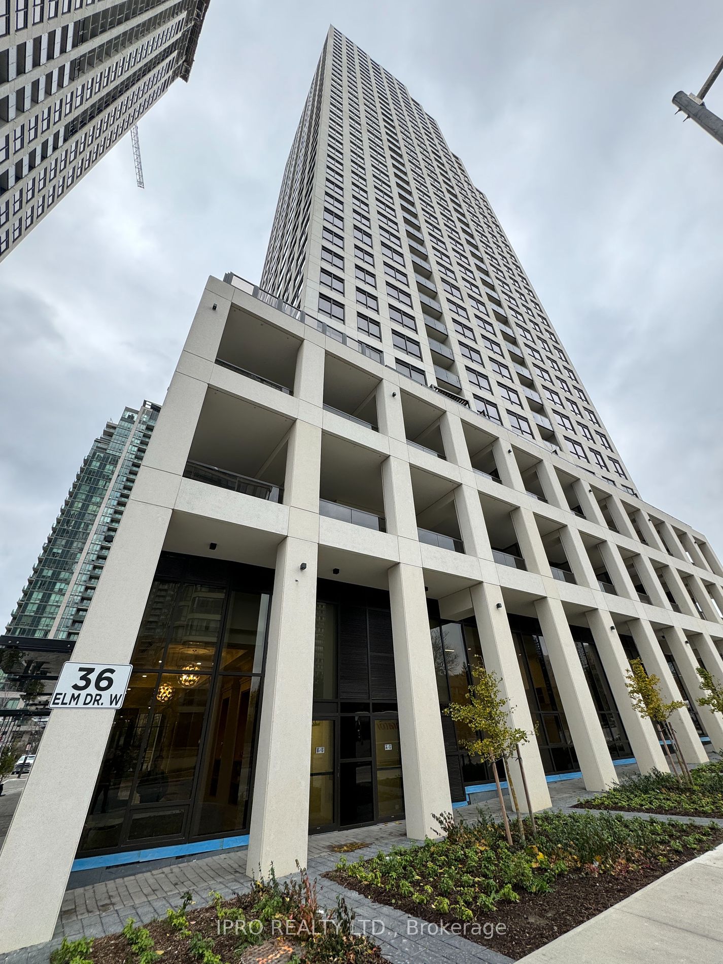 36 Elm Drive W #2303