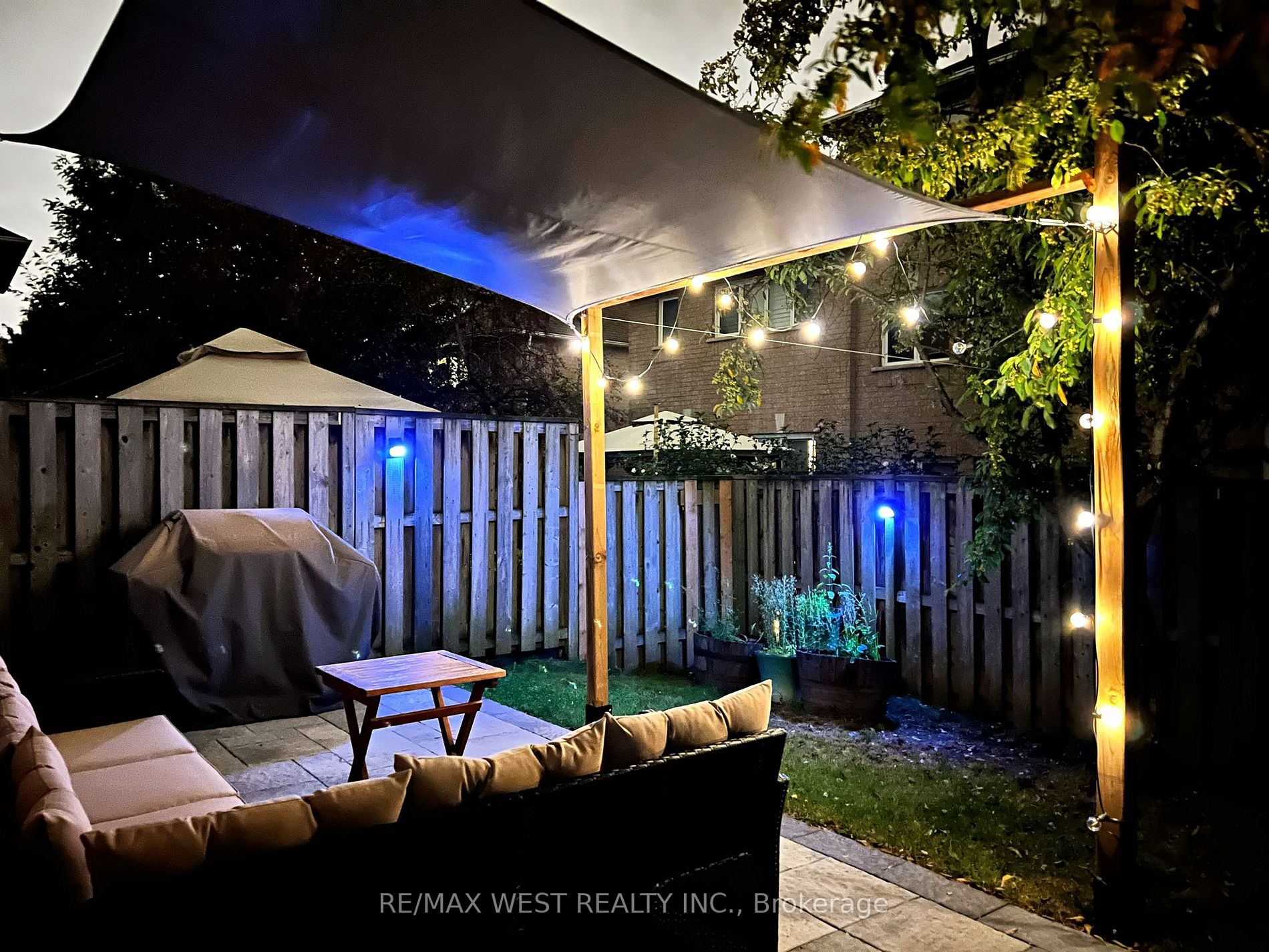 42 Pioneer Ave, #28