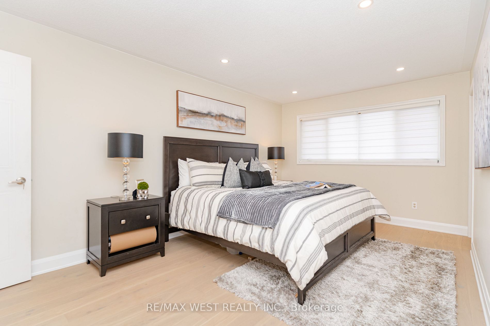 42 Pioneer Ave, #28