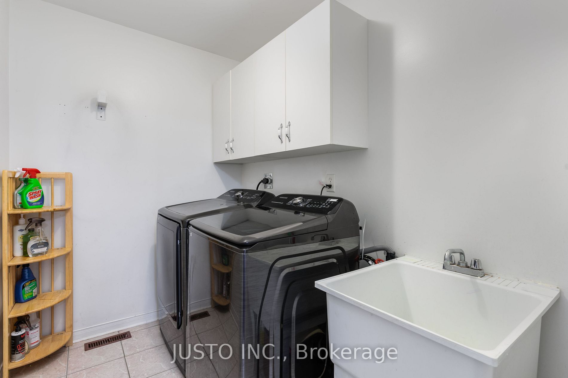 44 Sandyshores Dr