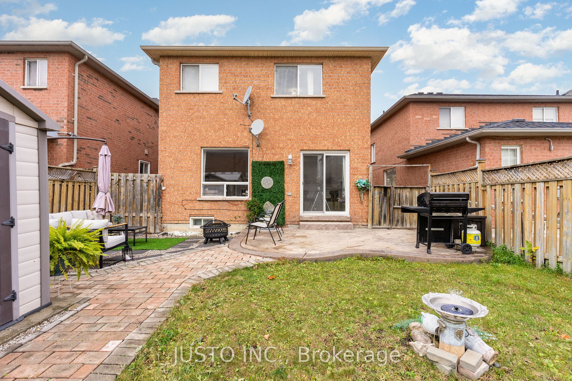 44 Sandyshores Dr