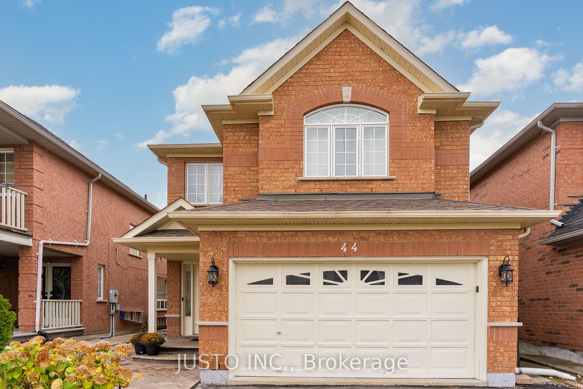 44 Sandyshores Dr
