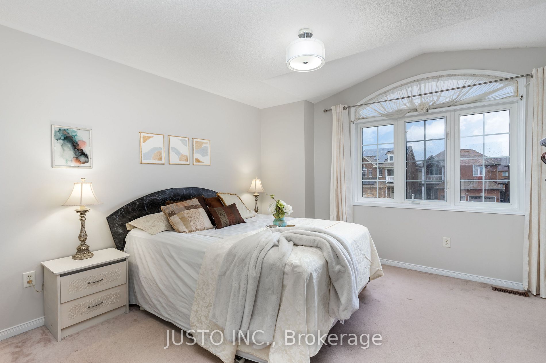 44 Sandyshores Dr