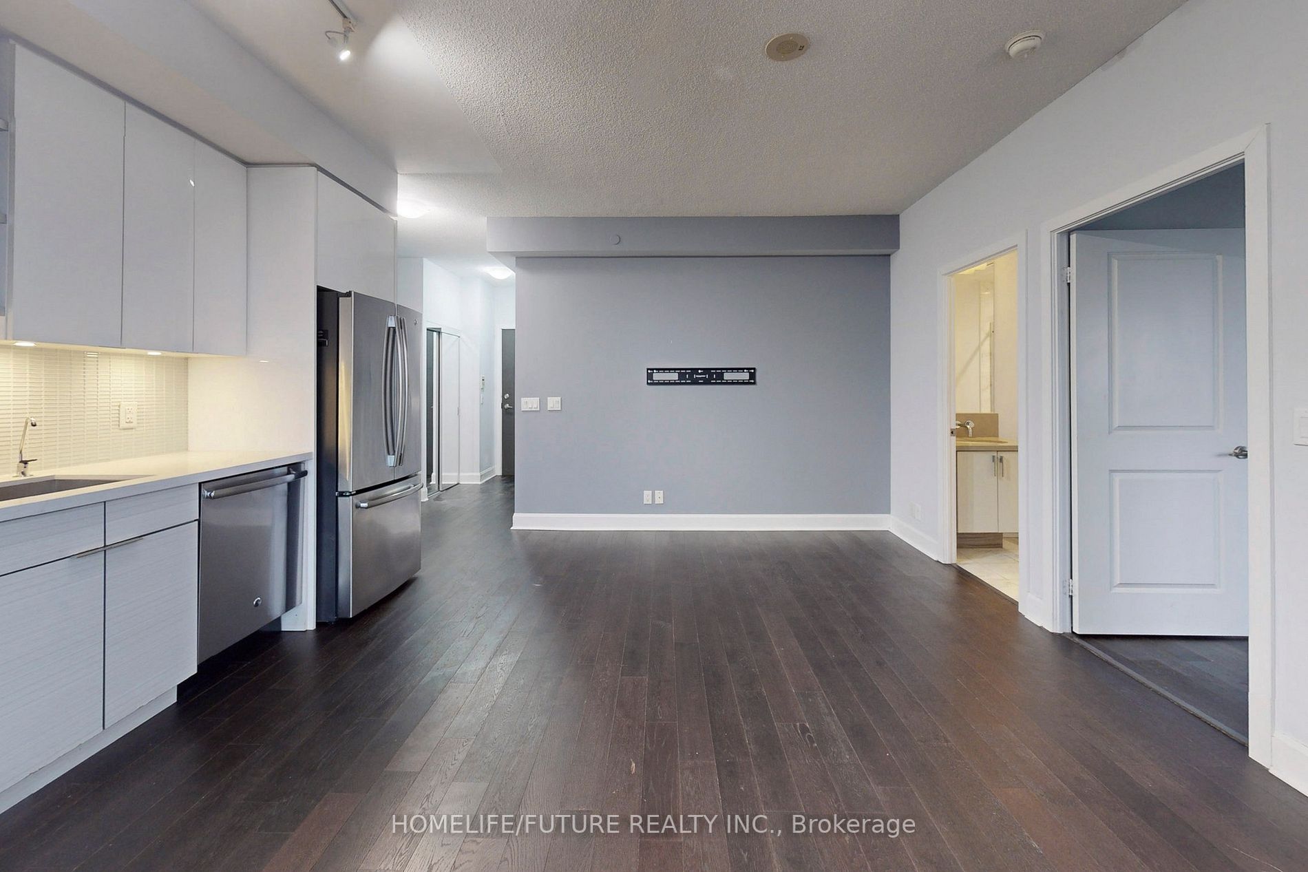 33 Shore Breeze Dr, #3301