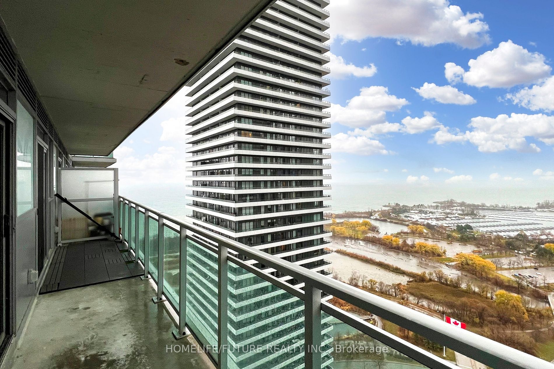 33 Shore Breeze Dr, #3301