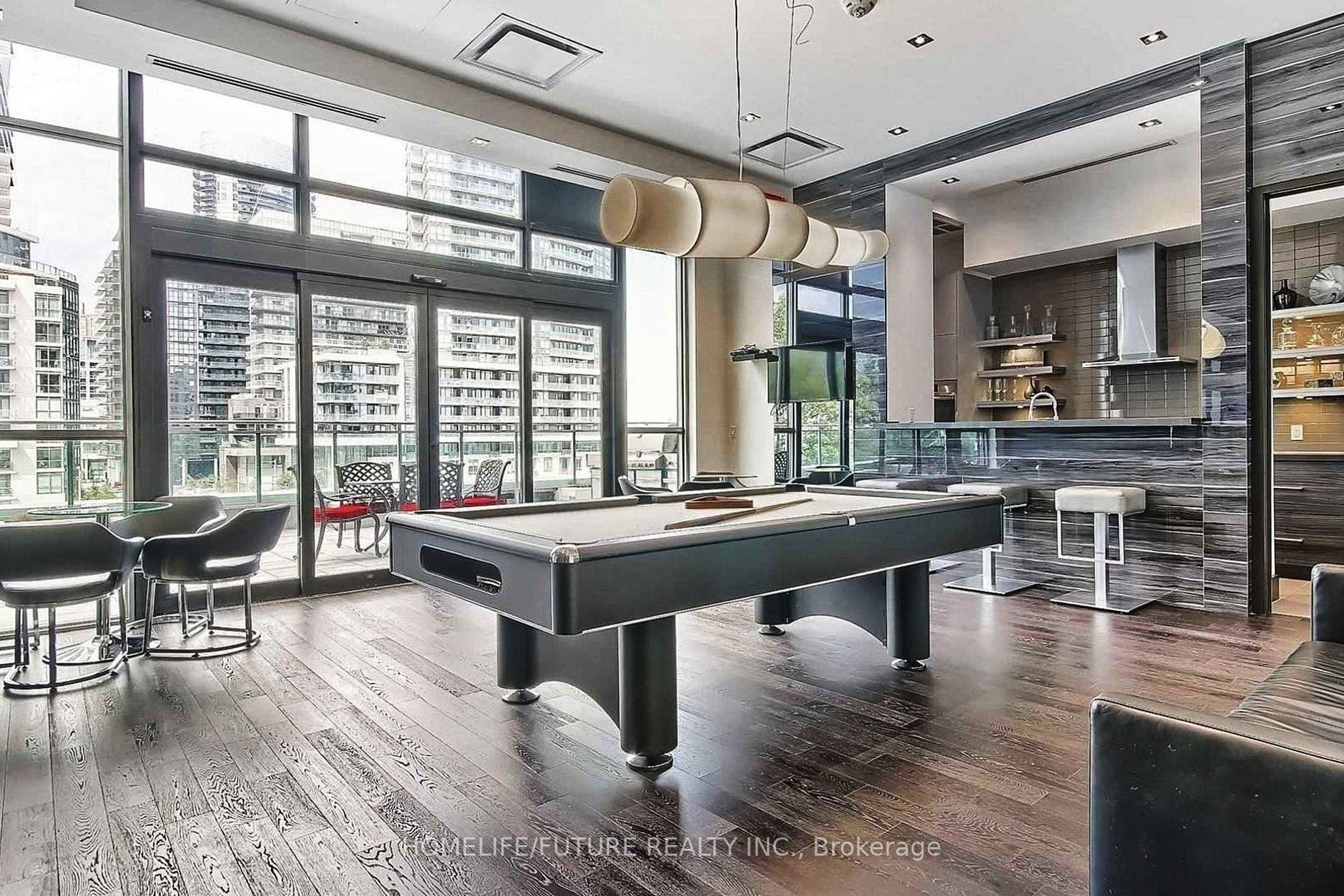 33 Shore Breeze Dr, #3301