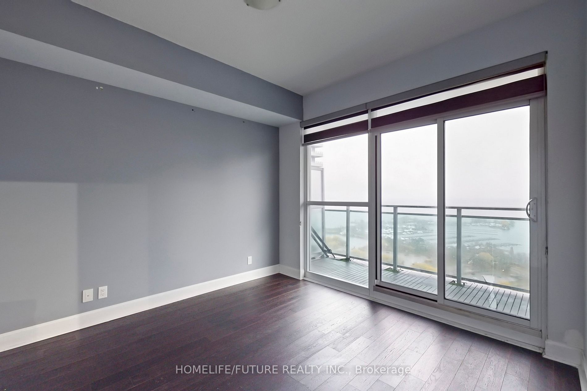 33 Shore Breeze Dr, #3301