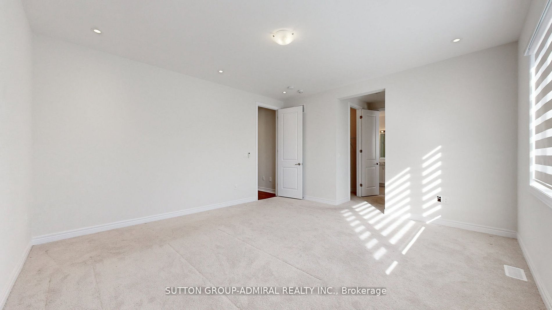 34 Carnegie Dr