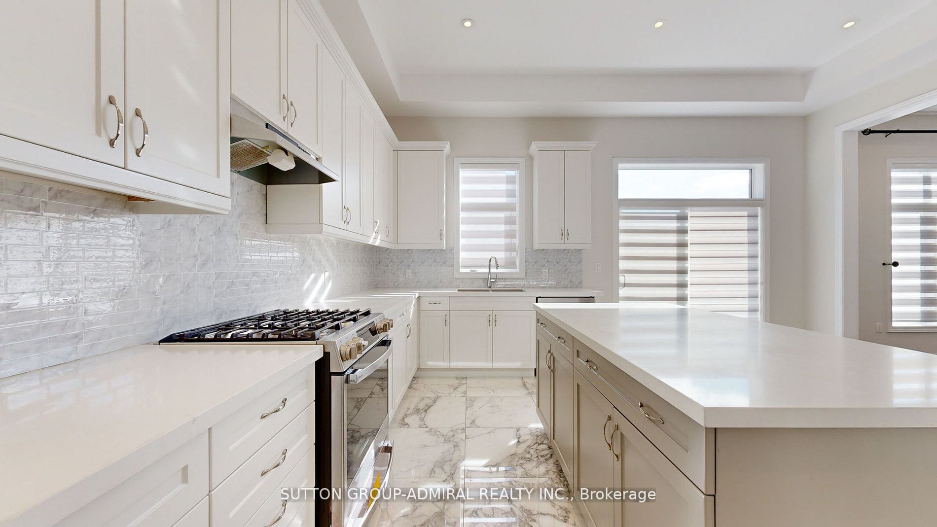 34 Carnegie Dr