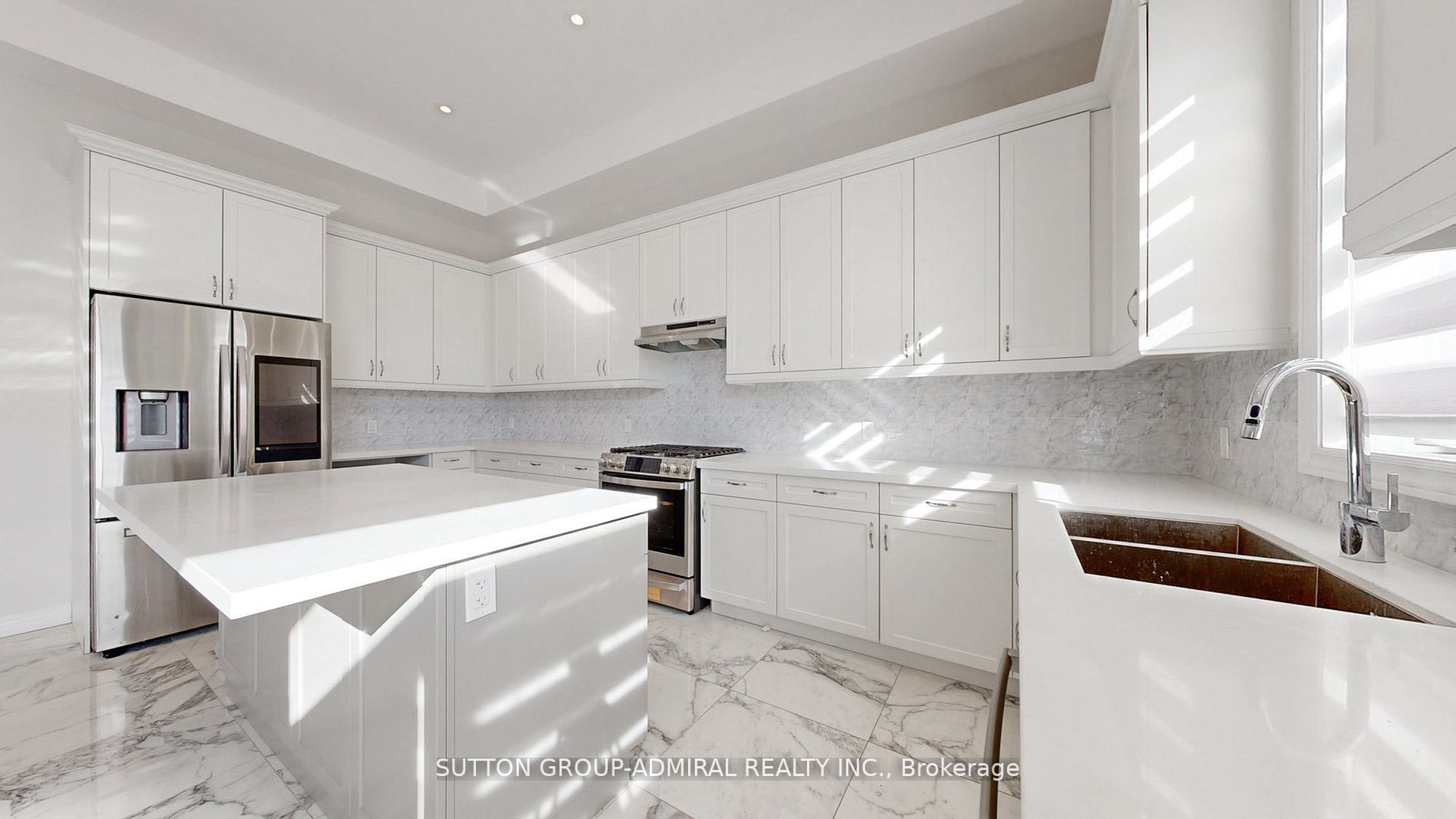 34 Carnegie Dr