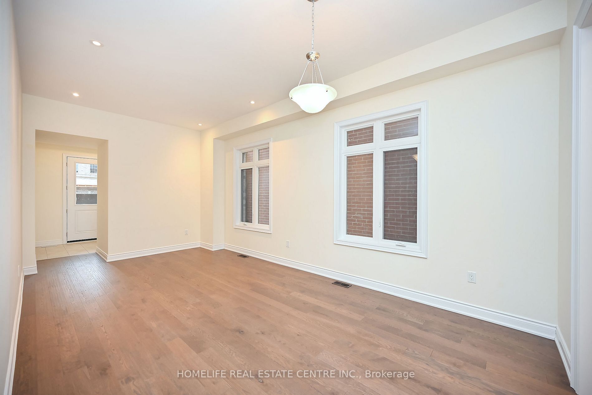 3412 Mosley Gate