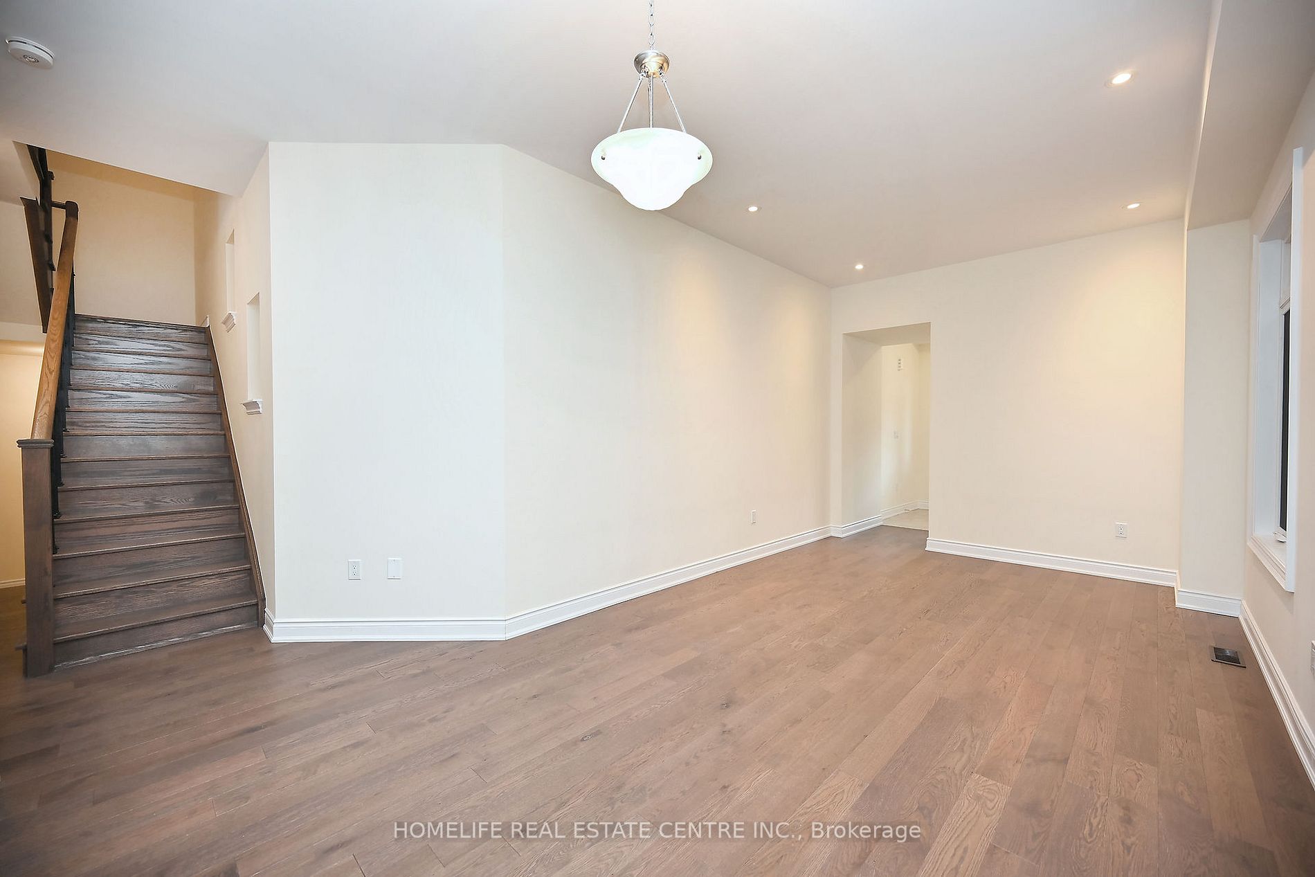 3412 Mosley Gate