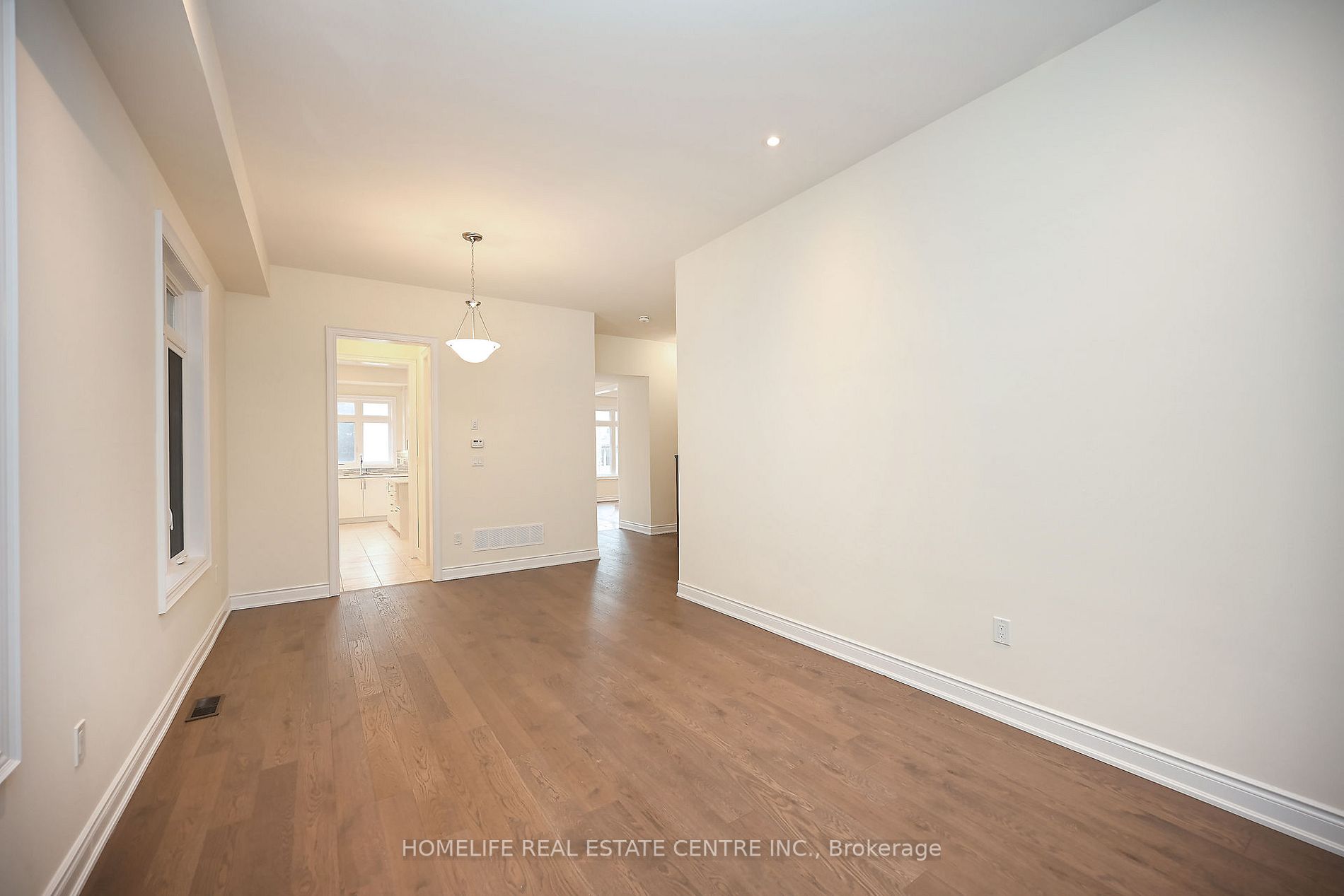 3412 Mosley Gate