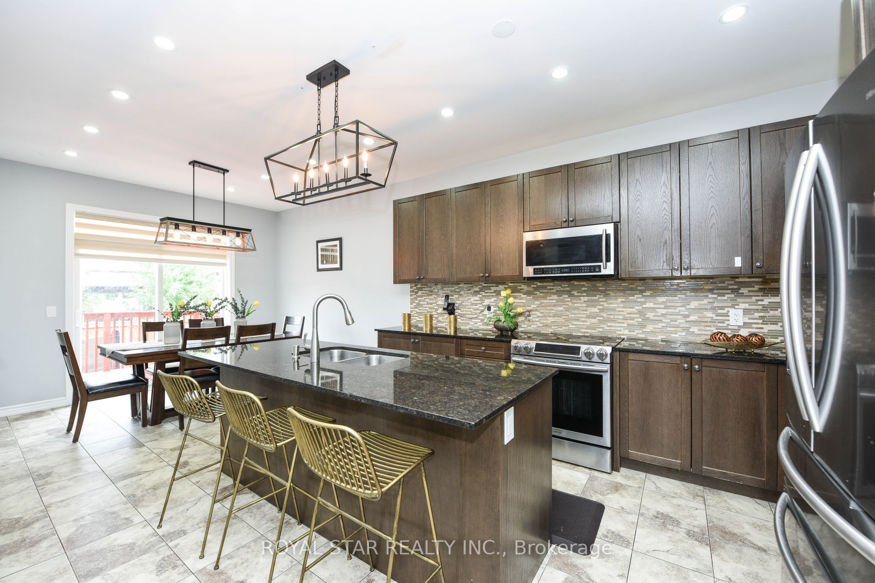 111 Fawnridge Road