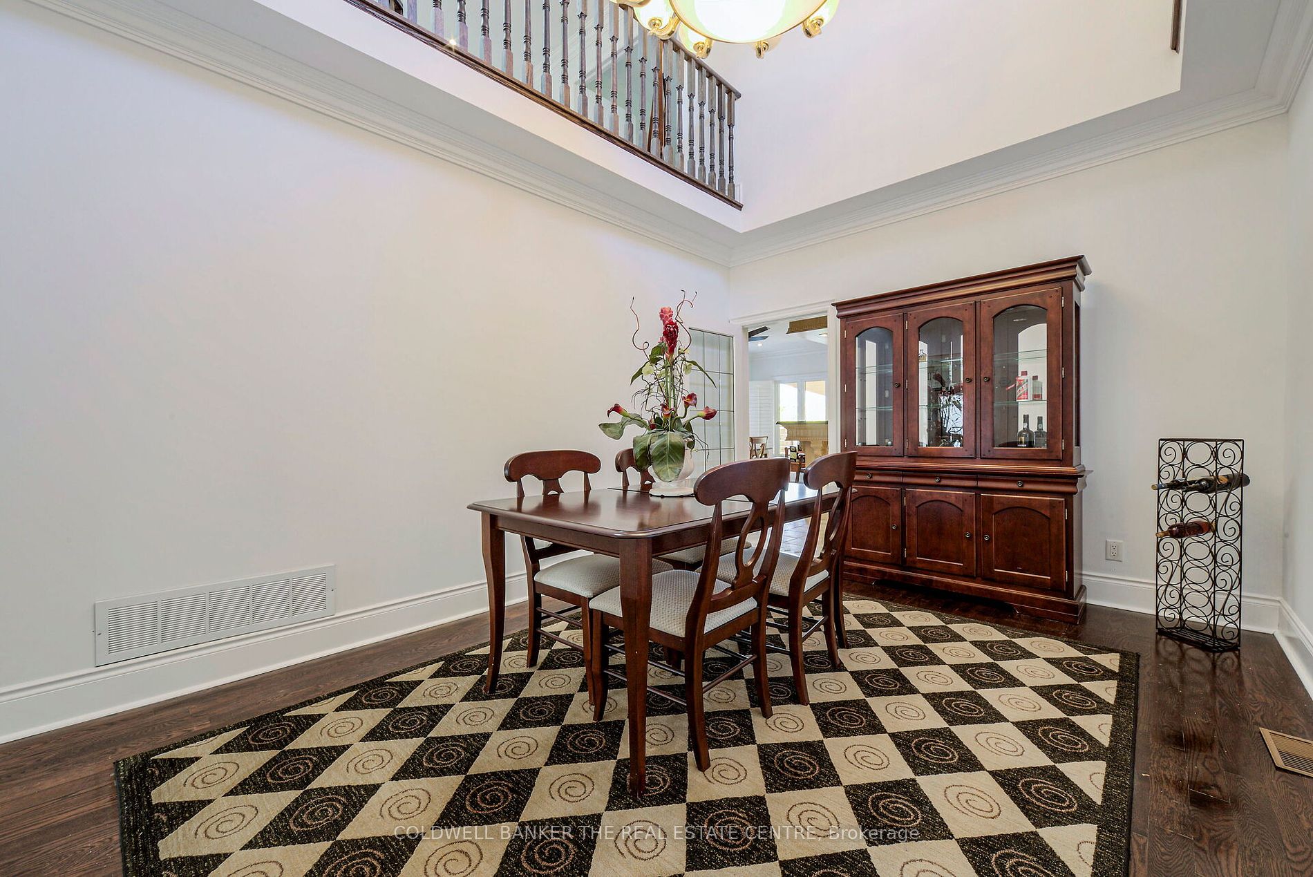 57 Fairview Road W