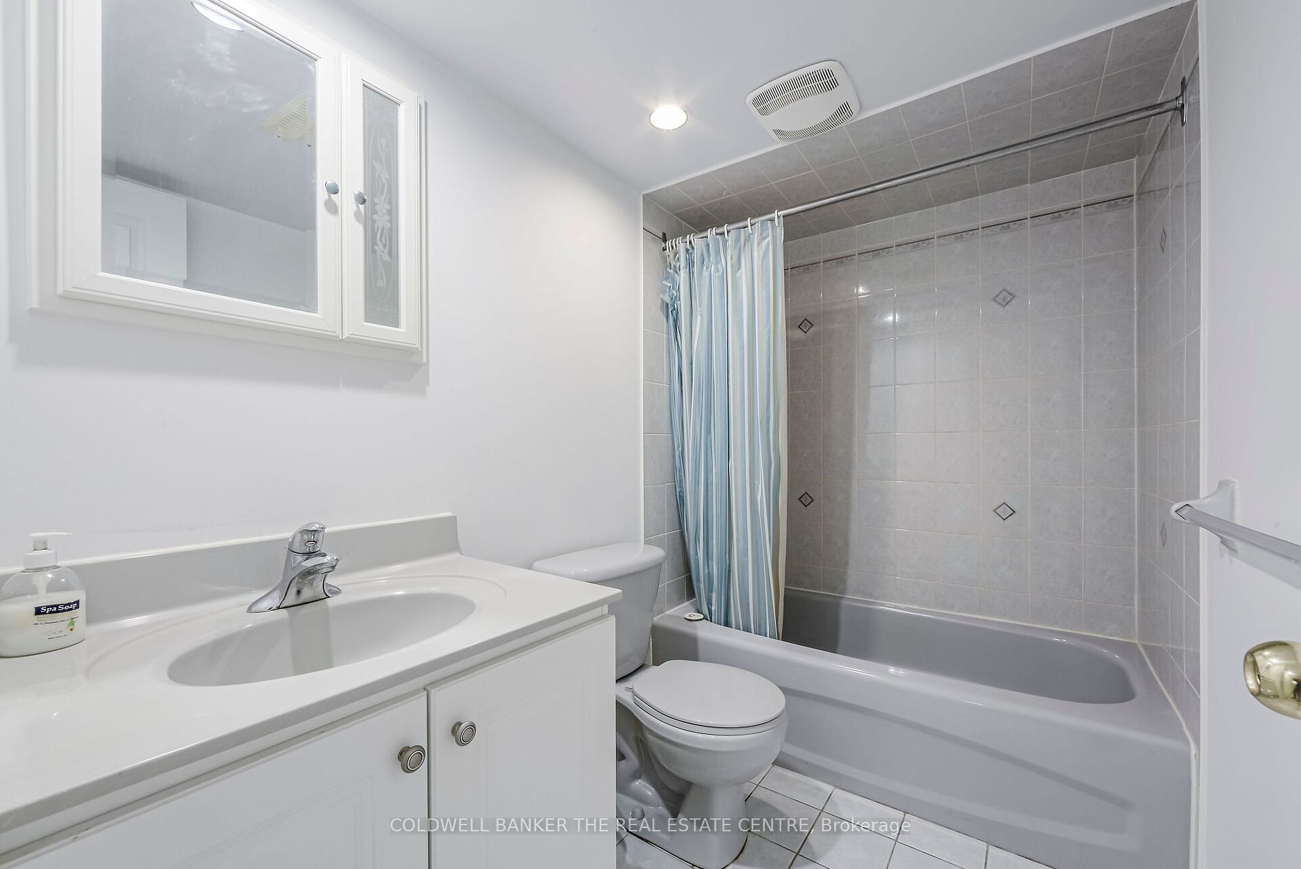 57 Fairview Road W