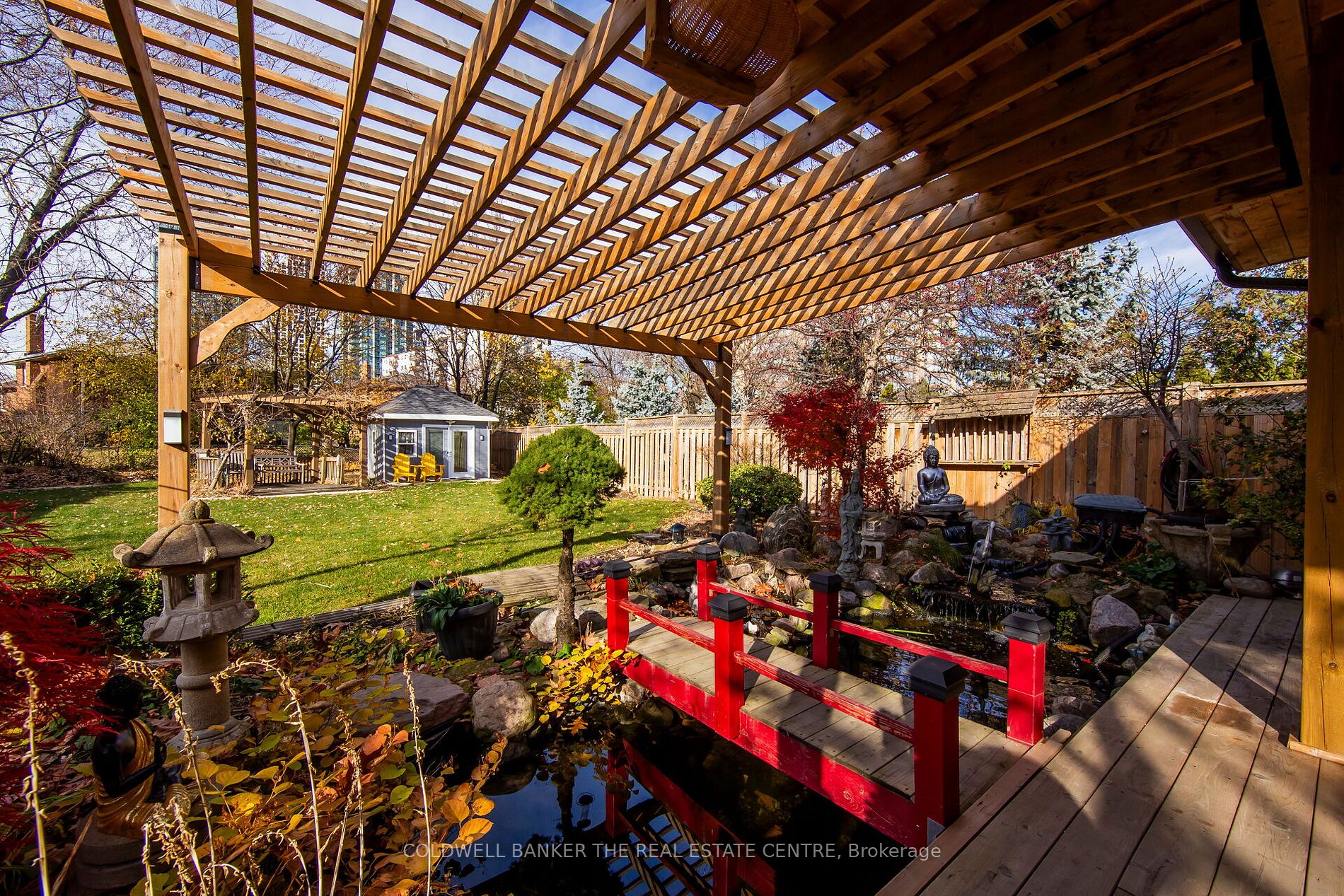 57 Fairview Road W
