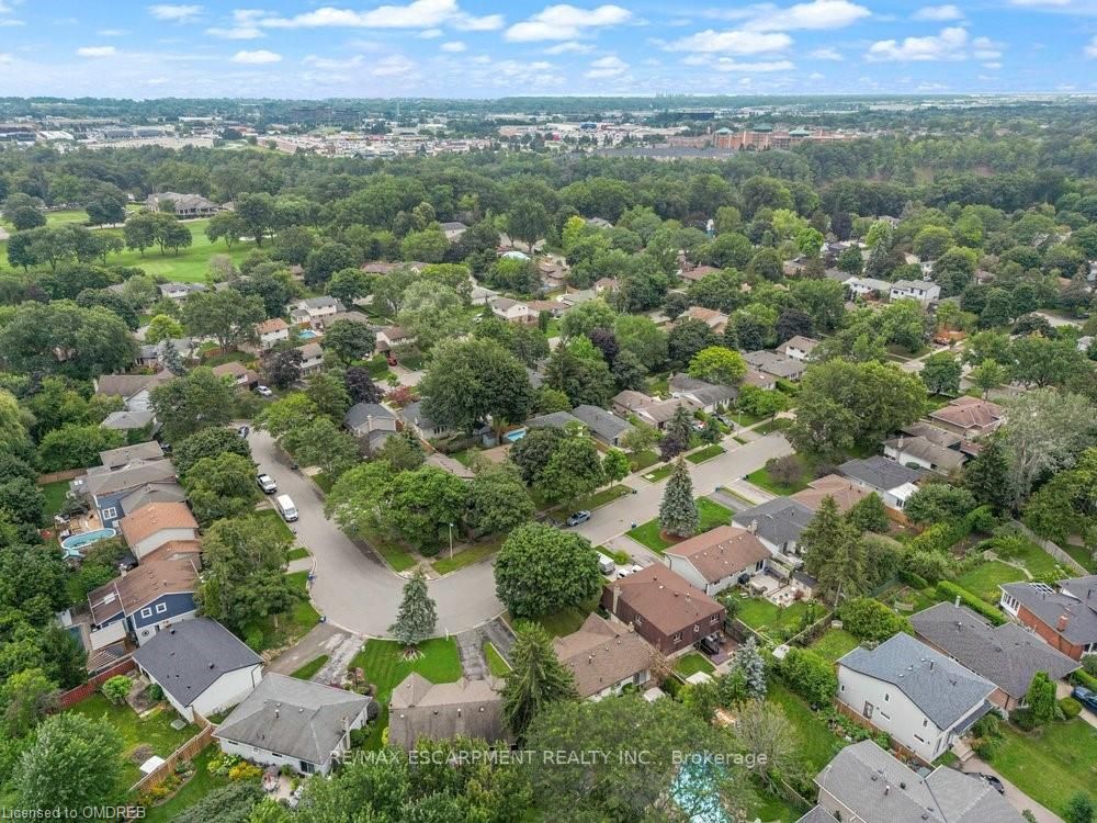 141 Otter Cres