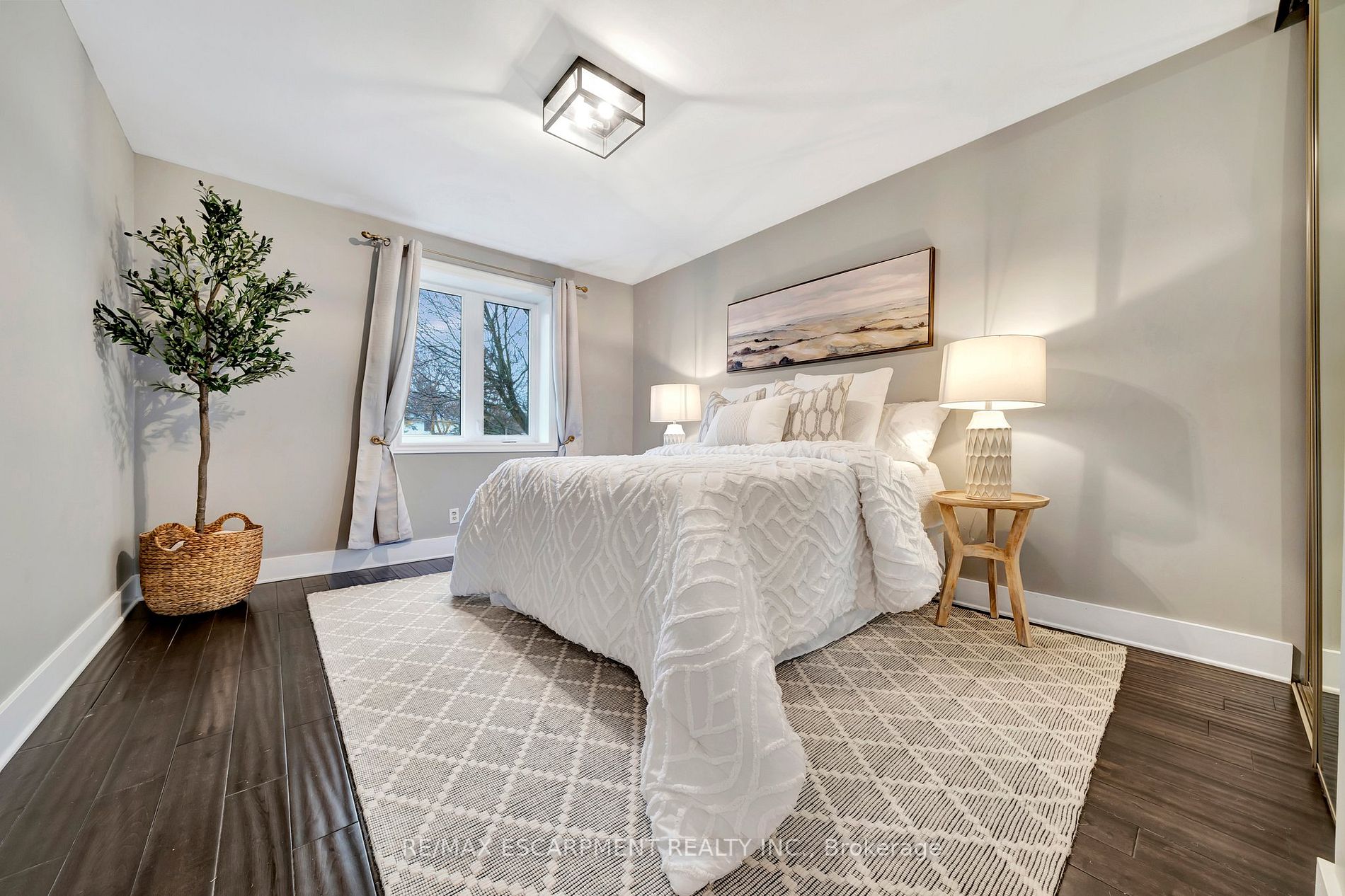 141 Otter Cres