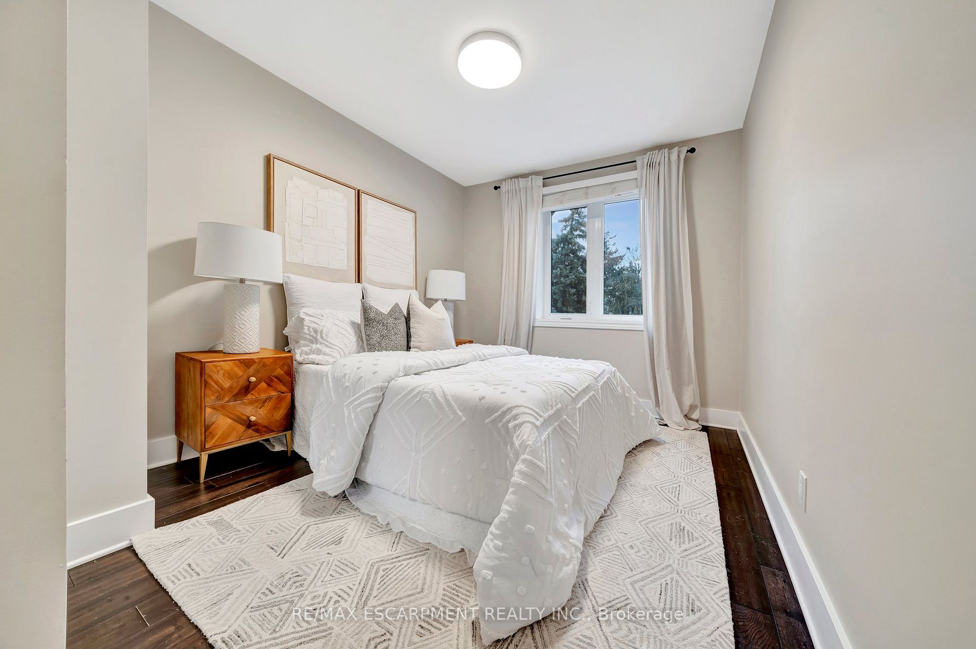 141 Otter Cres