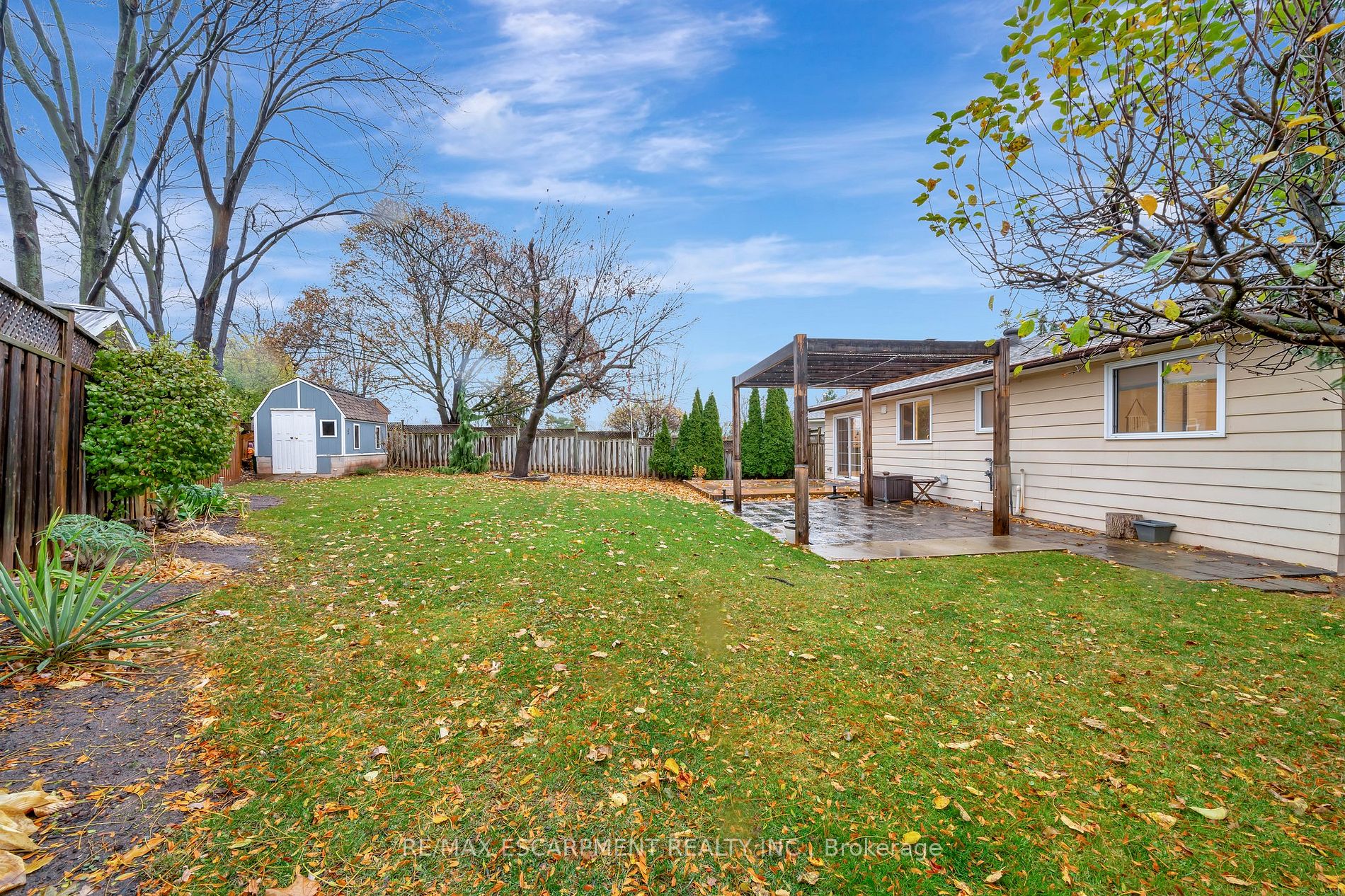 141 Otter Cres