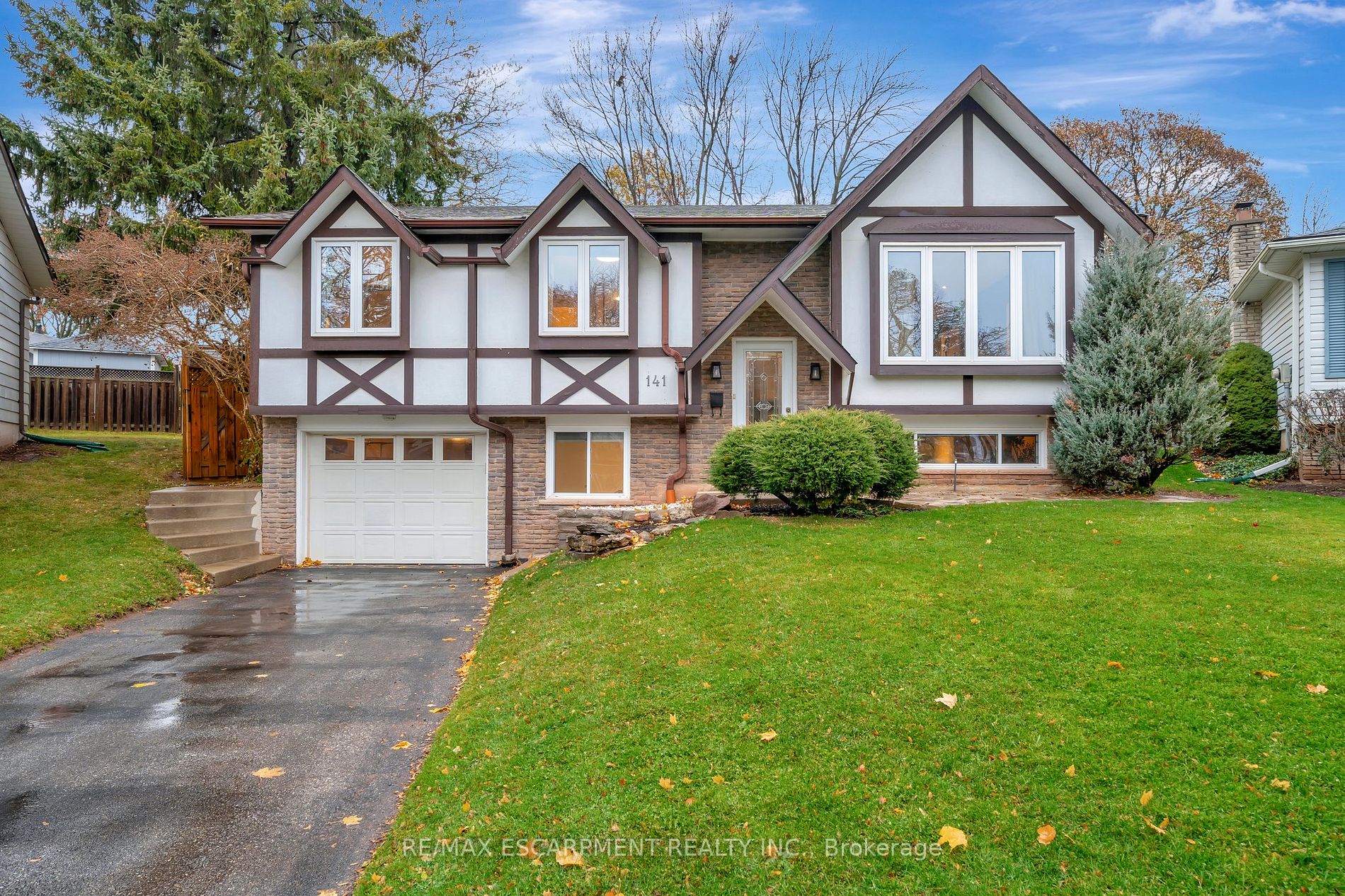 141 Otter Cres