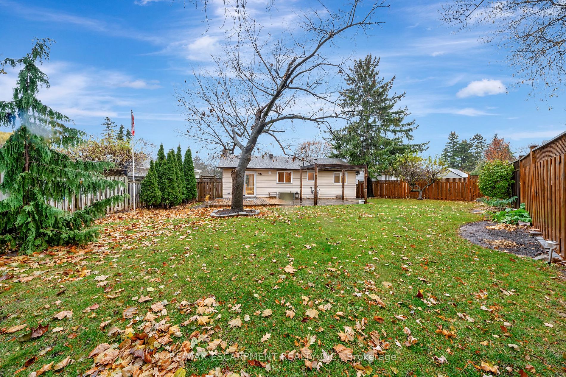 141 Otter Cres