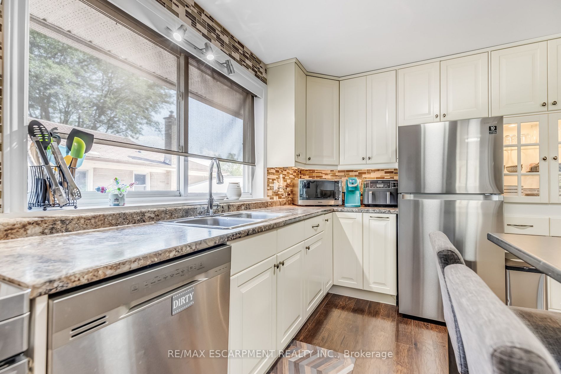1388 ROYAL Drive
