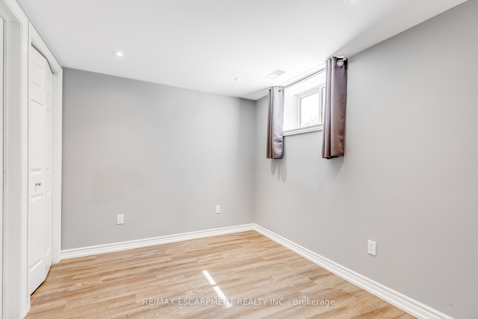 1388 ROYAL Drive