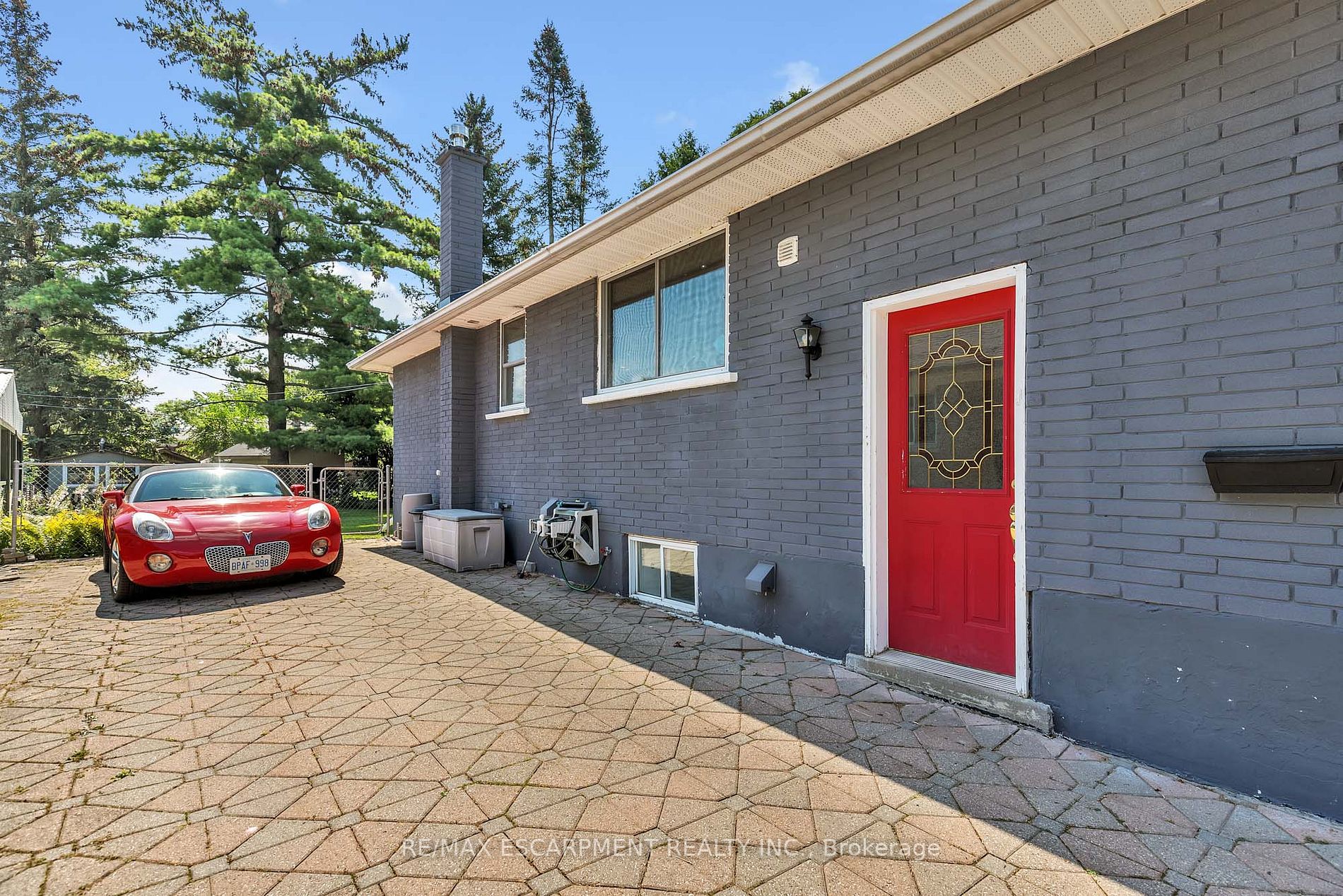 1388 ROYAL Drive
