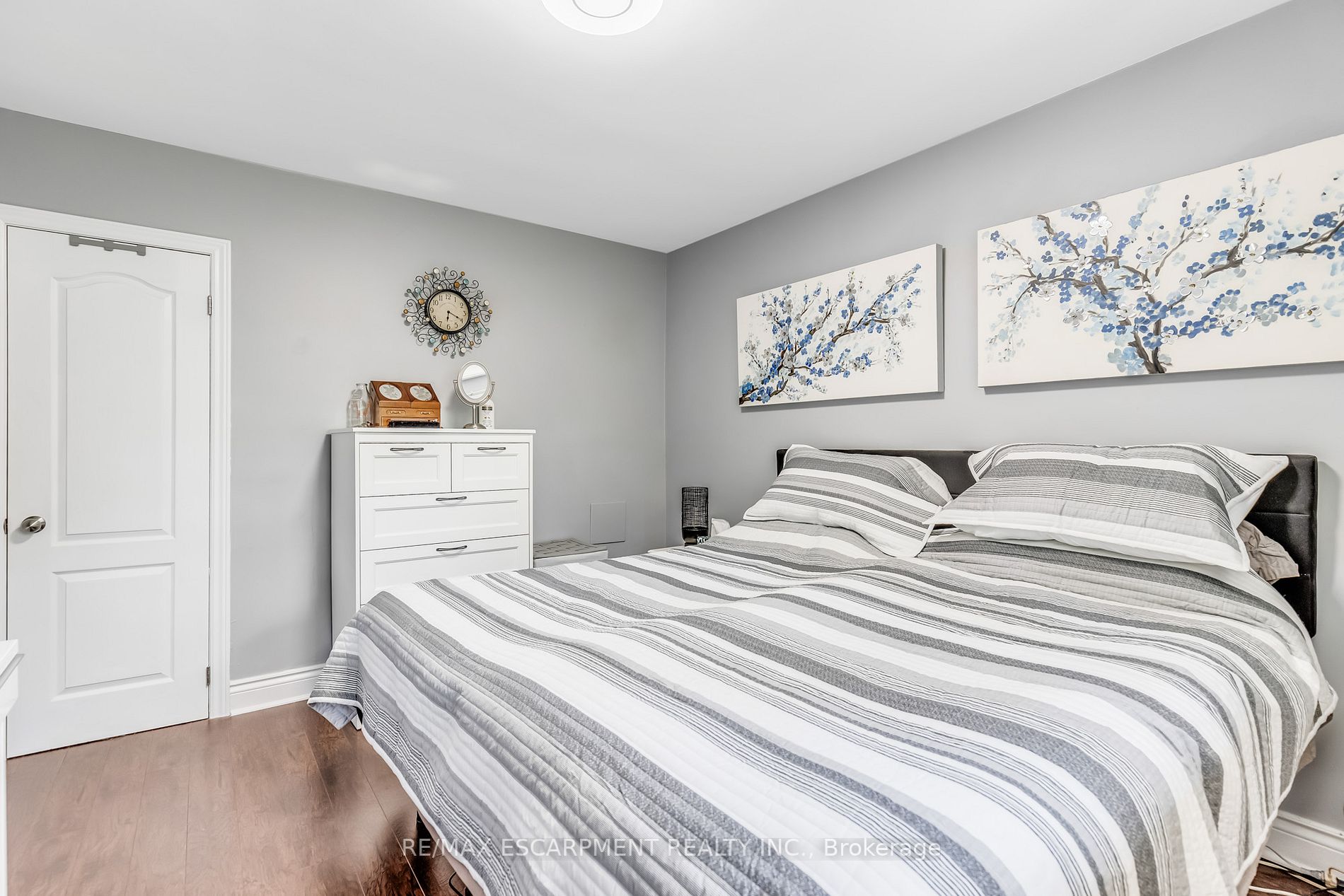 1388 ROYAL Drive