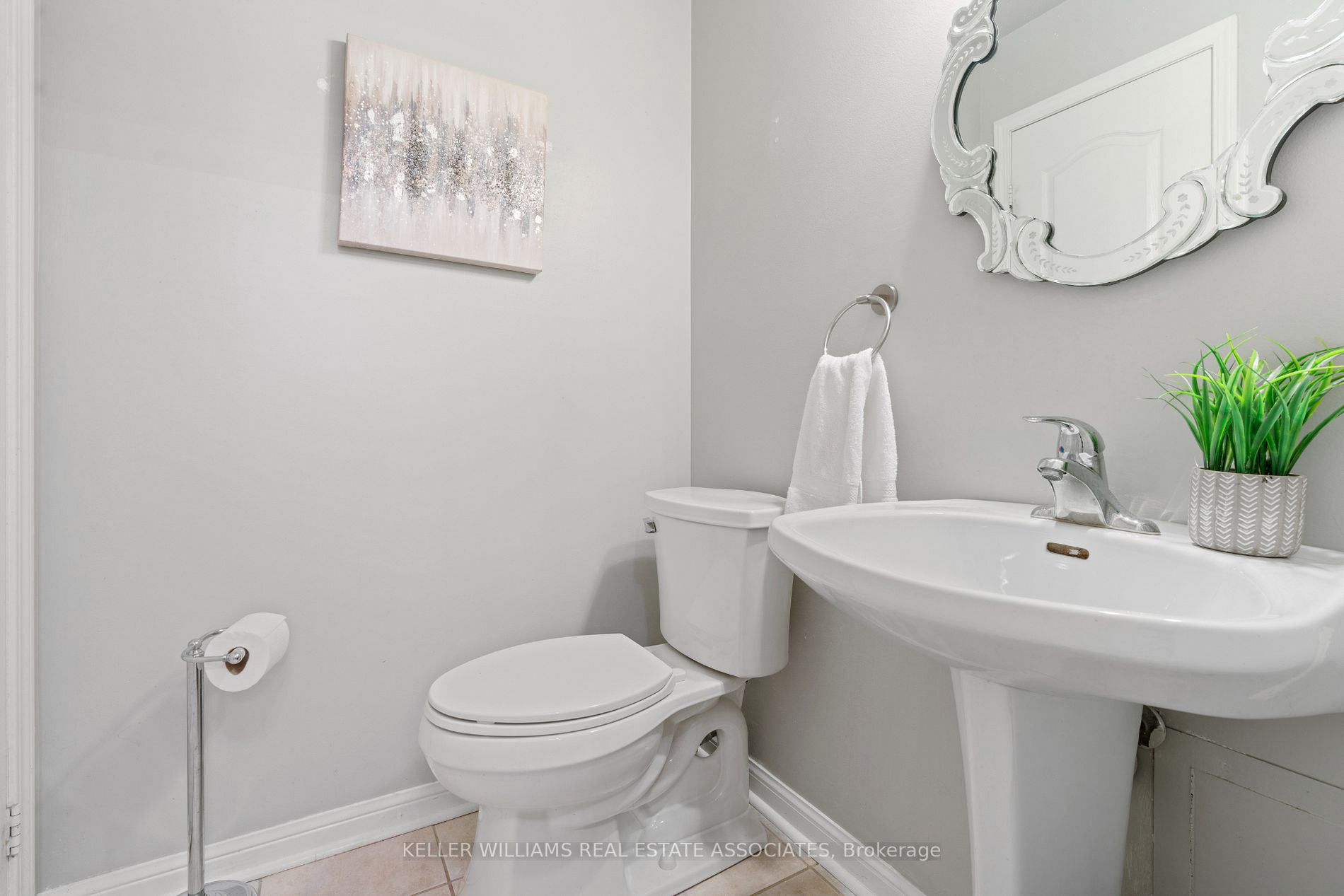 1150 Parkwest Pl, #107