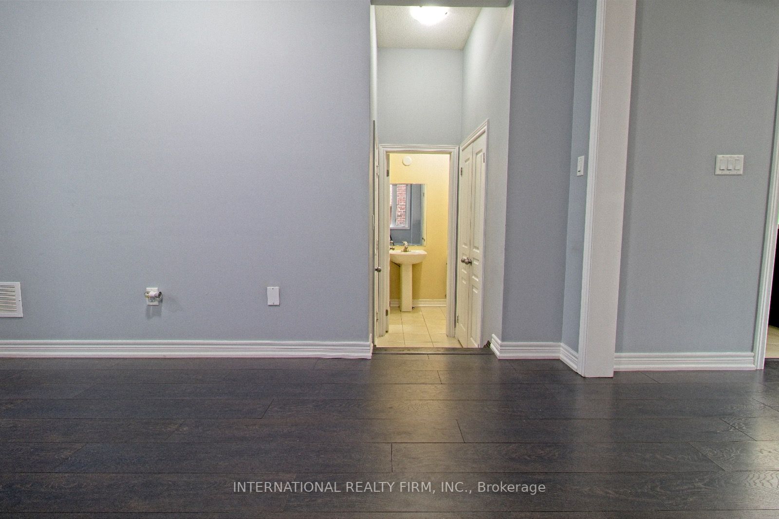 11 Monceau Rd