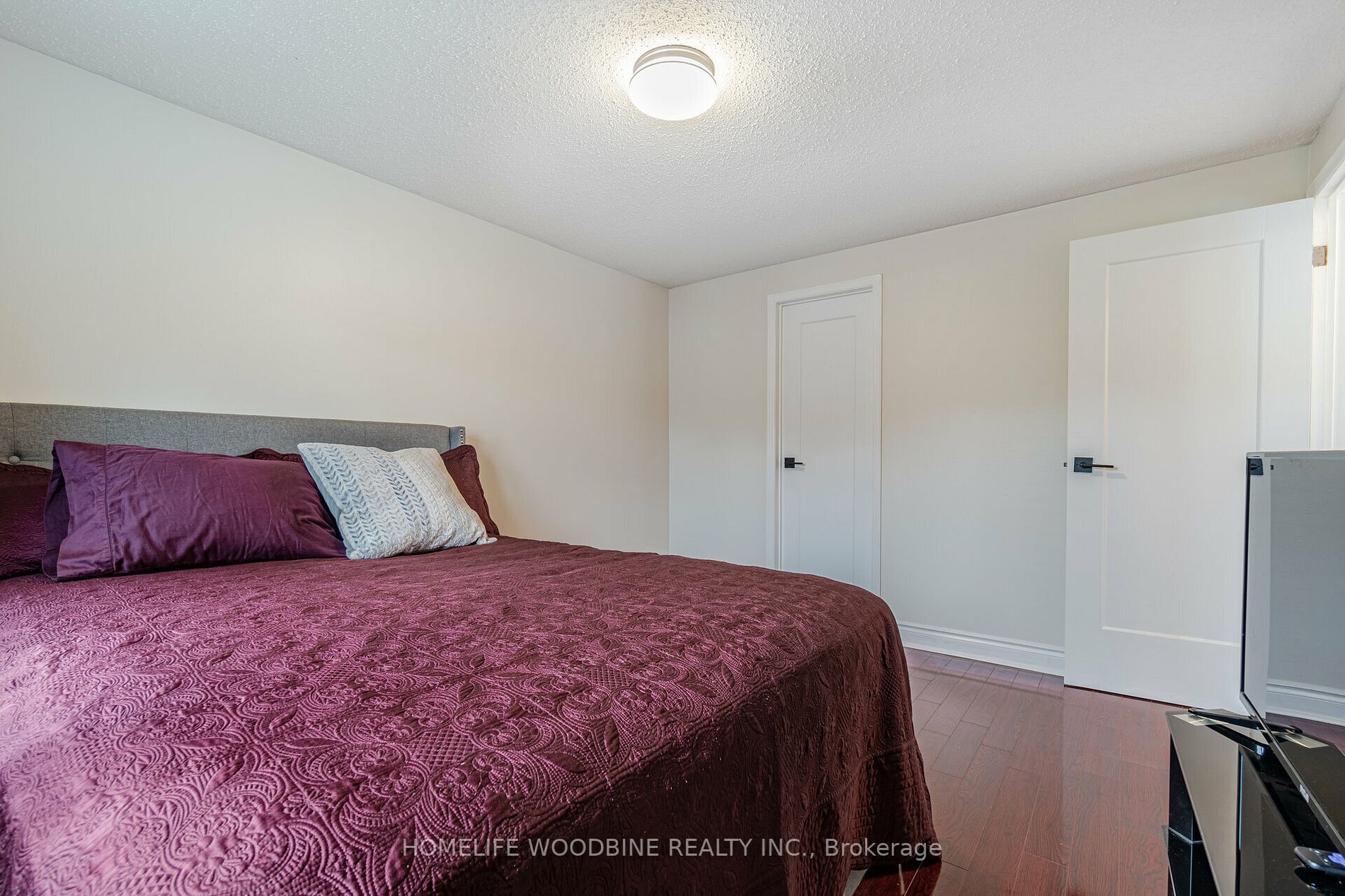 31 Oleander Cres