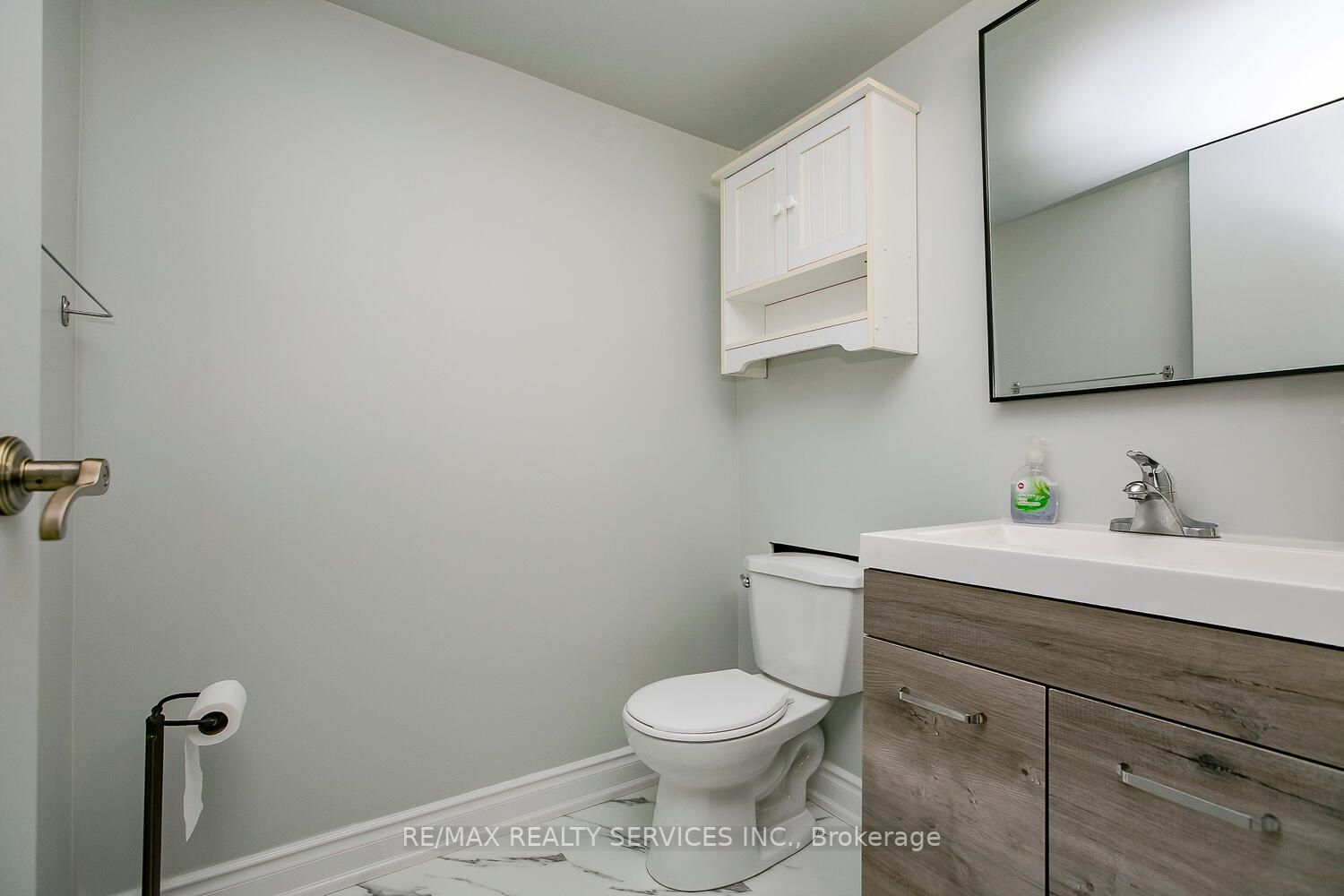 87 Ashton Cres, #87