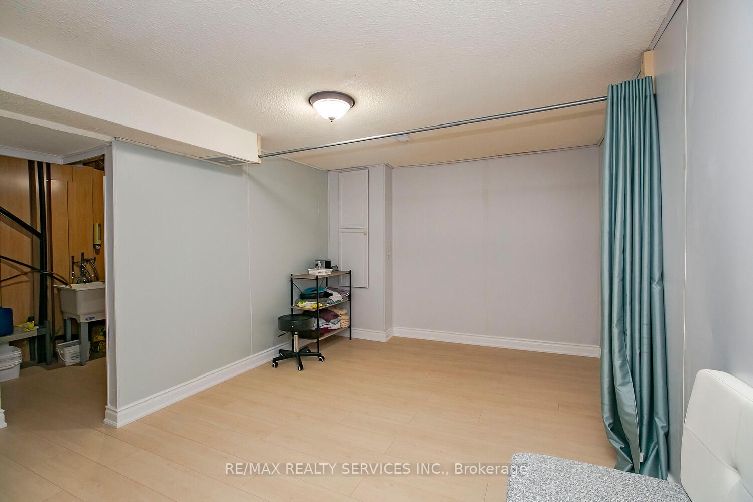 87 Ashton Cres, #87