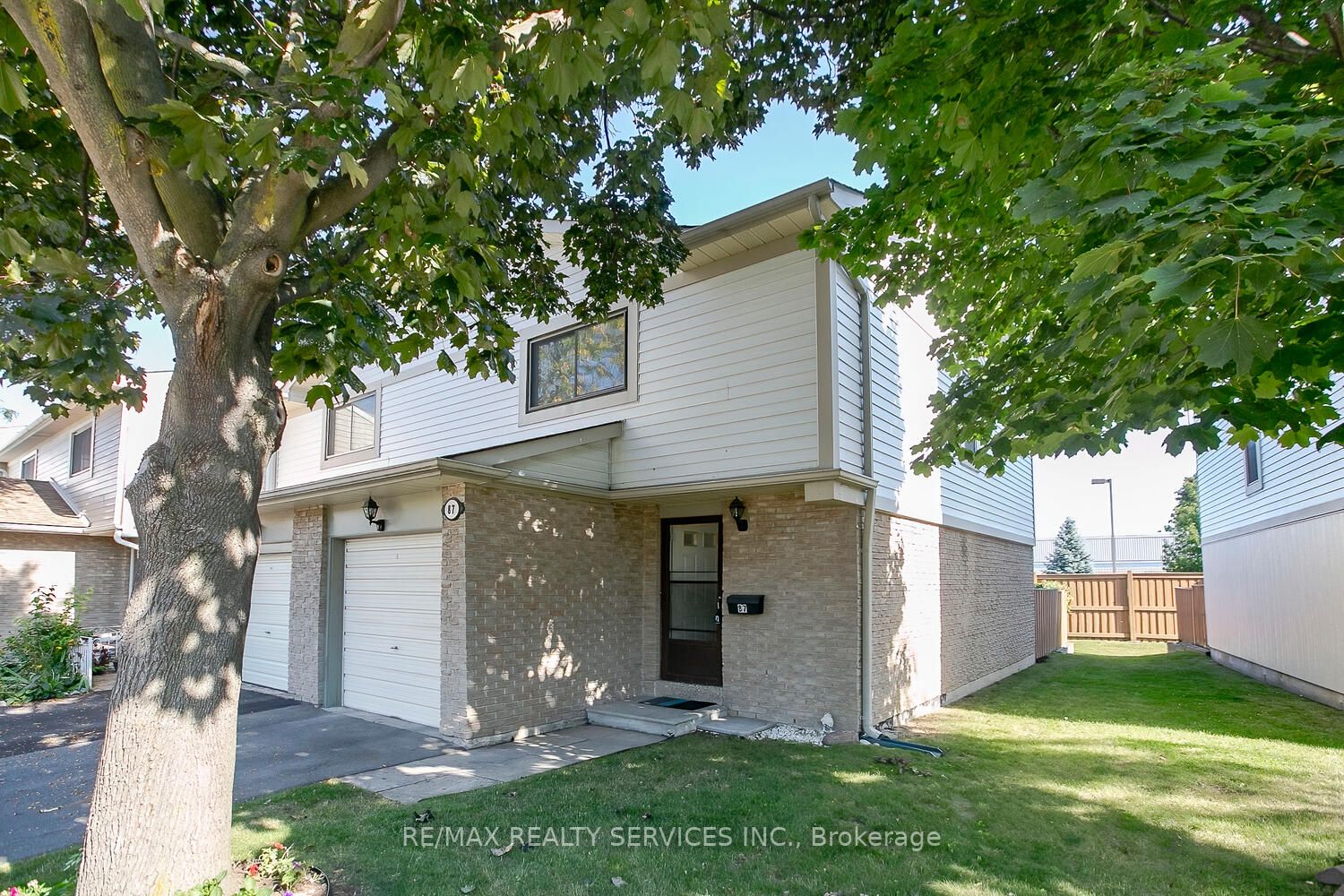 87 Ashton Cres, #87