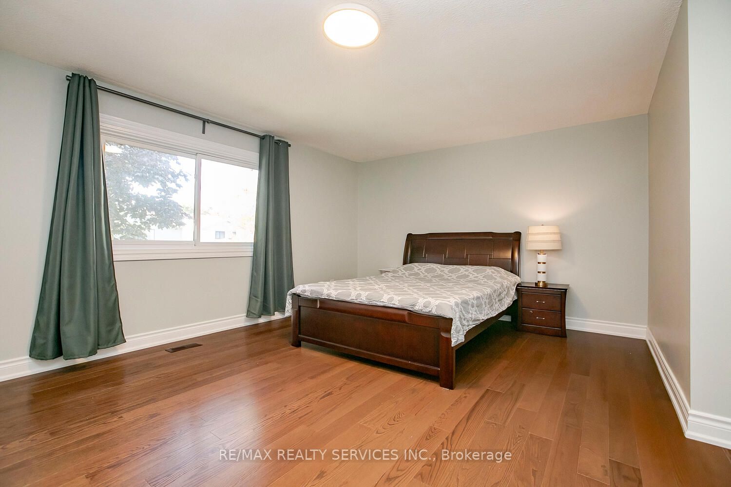 87 Ashton Cres, #87