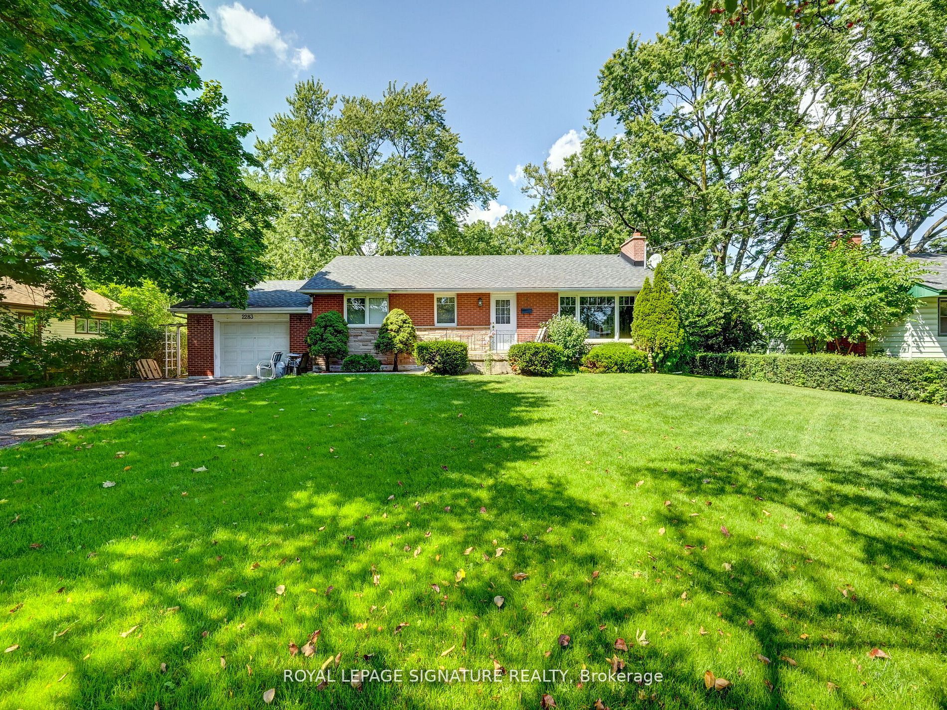 2283 Glenwood School Drive