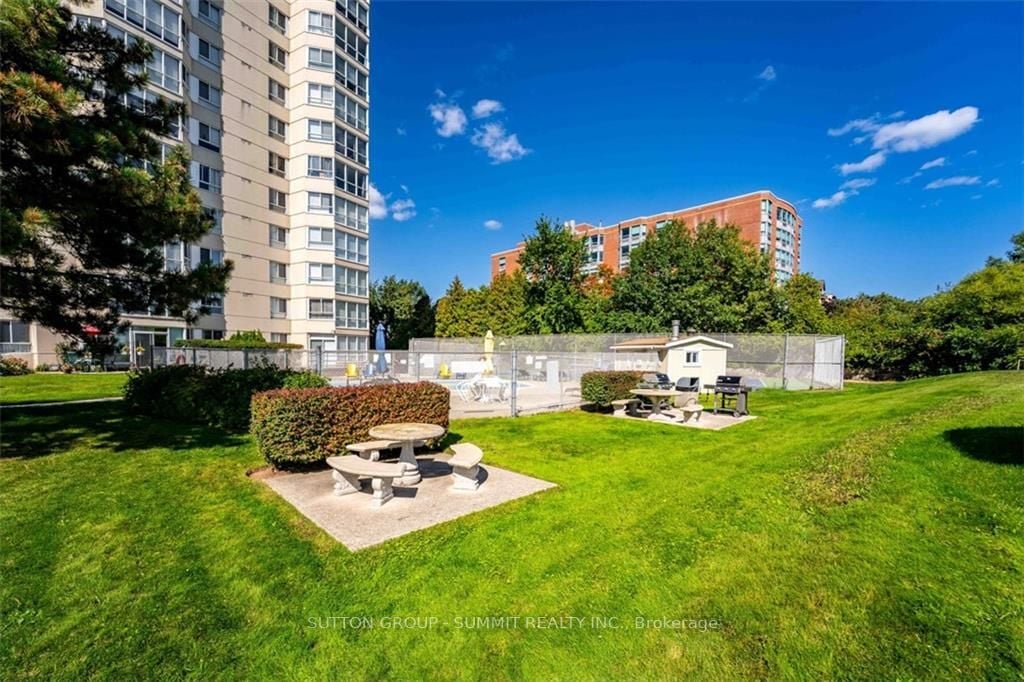 5280 Lakeshore Rd, #505