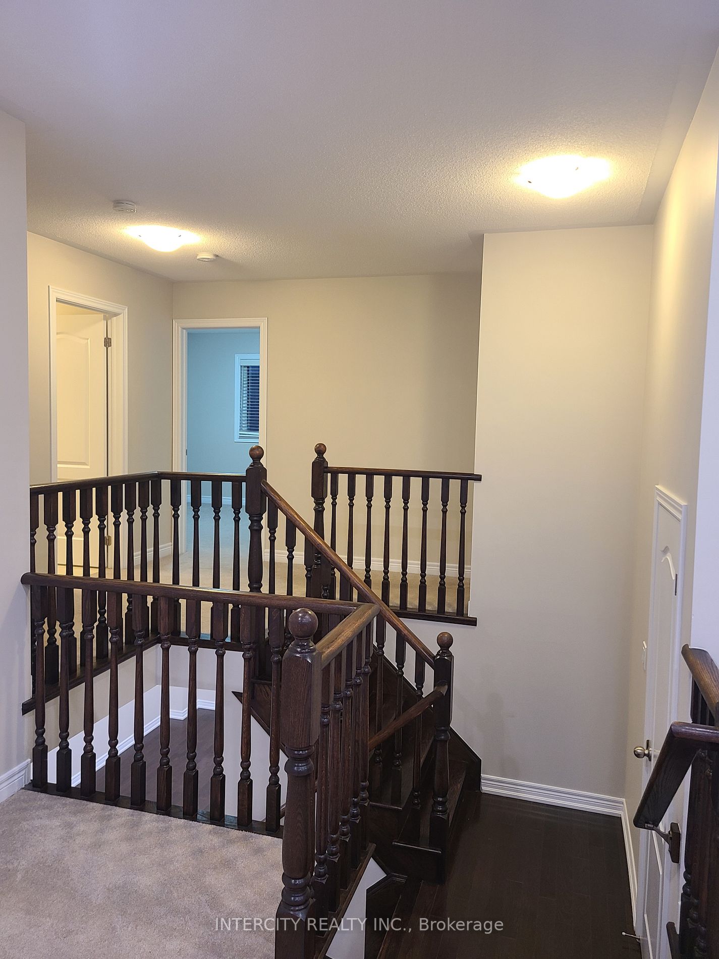 60 Mcechearn Cres