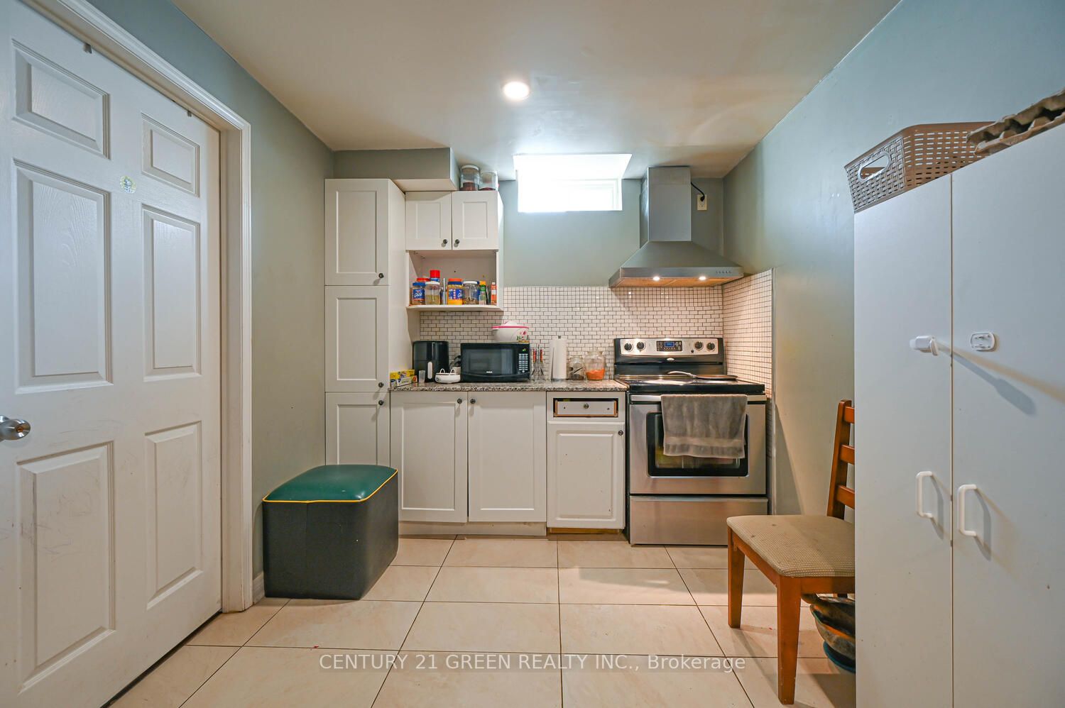 9 Owens Rd